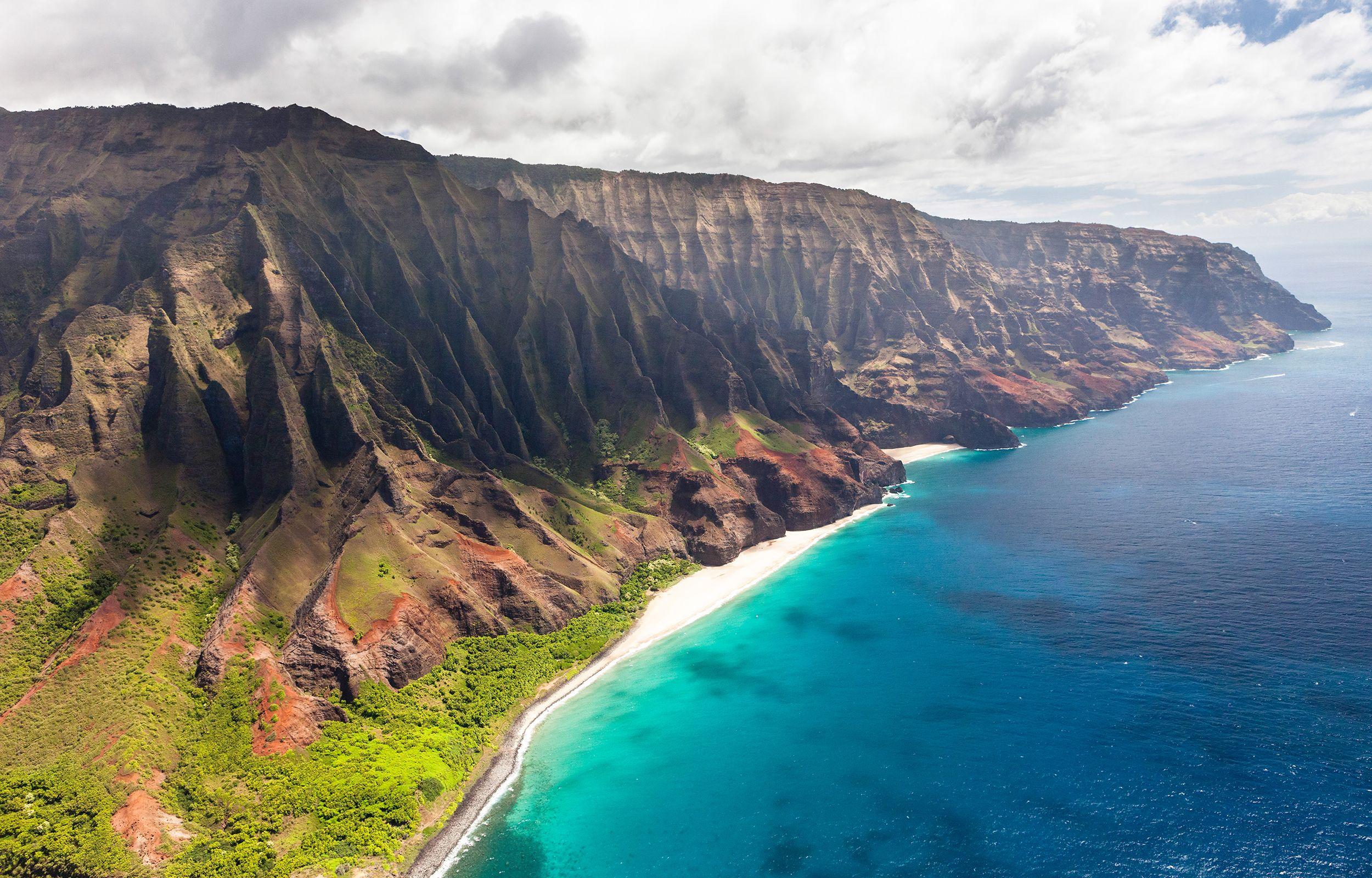 Daily Wallpaper: Na Pali Coast, Hawaii. I Like To Waste My Time