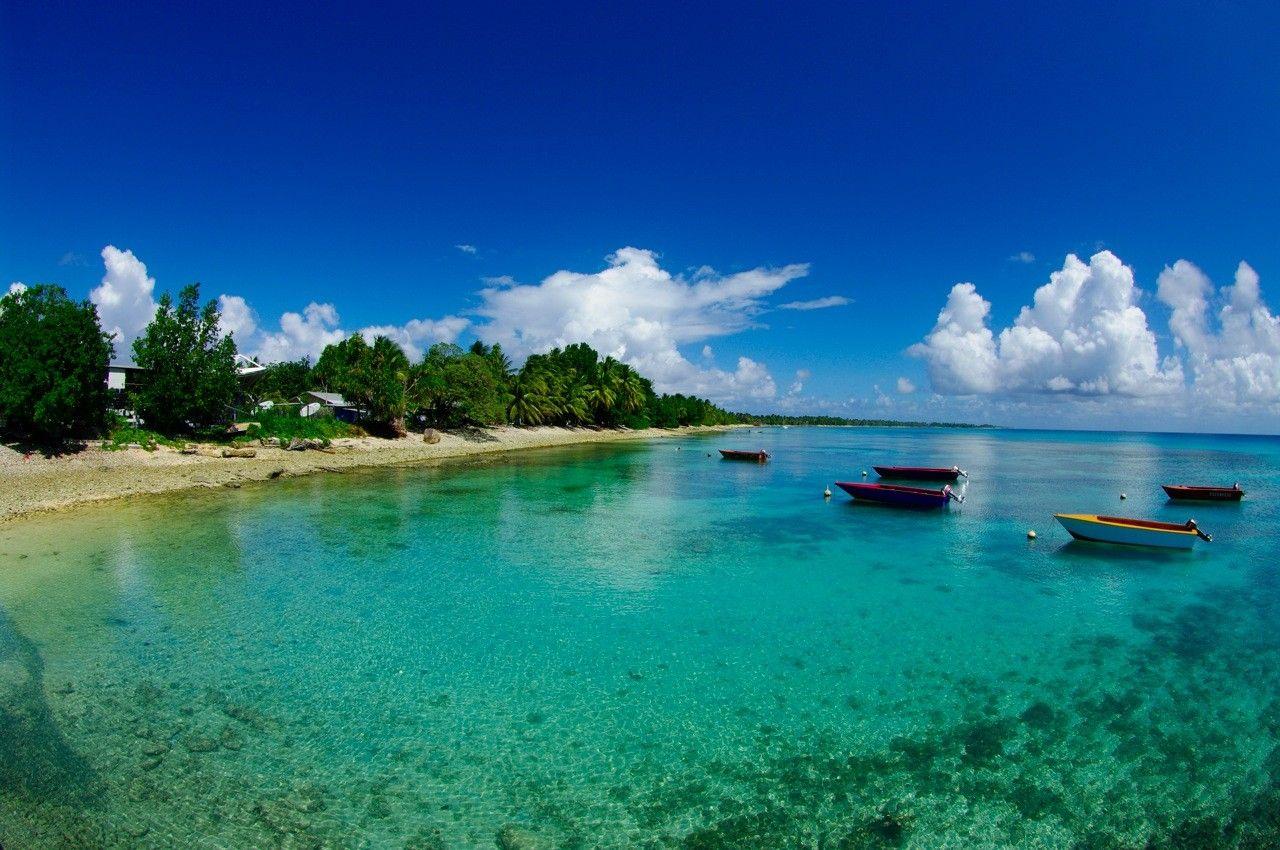 Beaches: Pacific Tuvalu Atoll South Funafuti Island Boats Sea