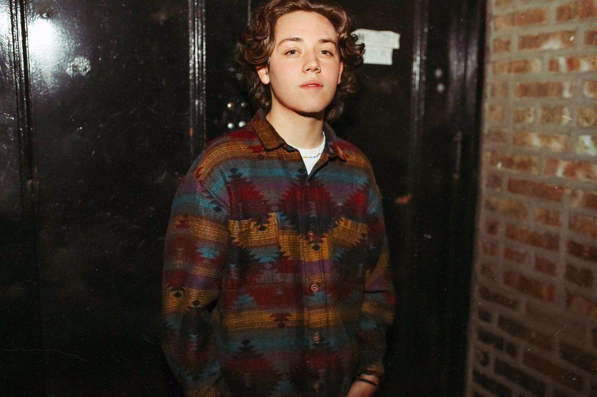 Ethan Cutkosky Wallpapers - Wallpaper Cave