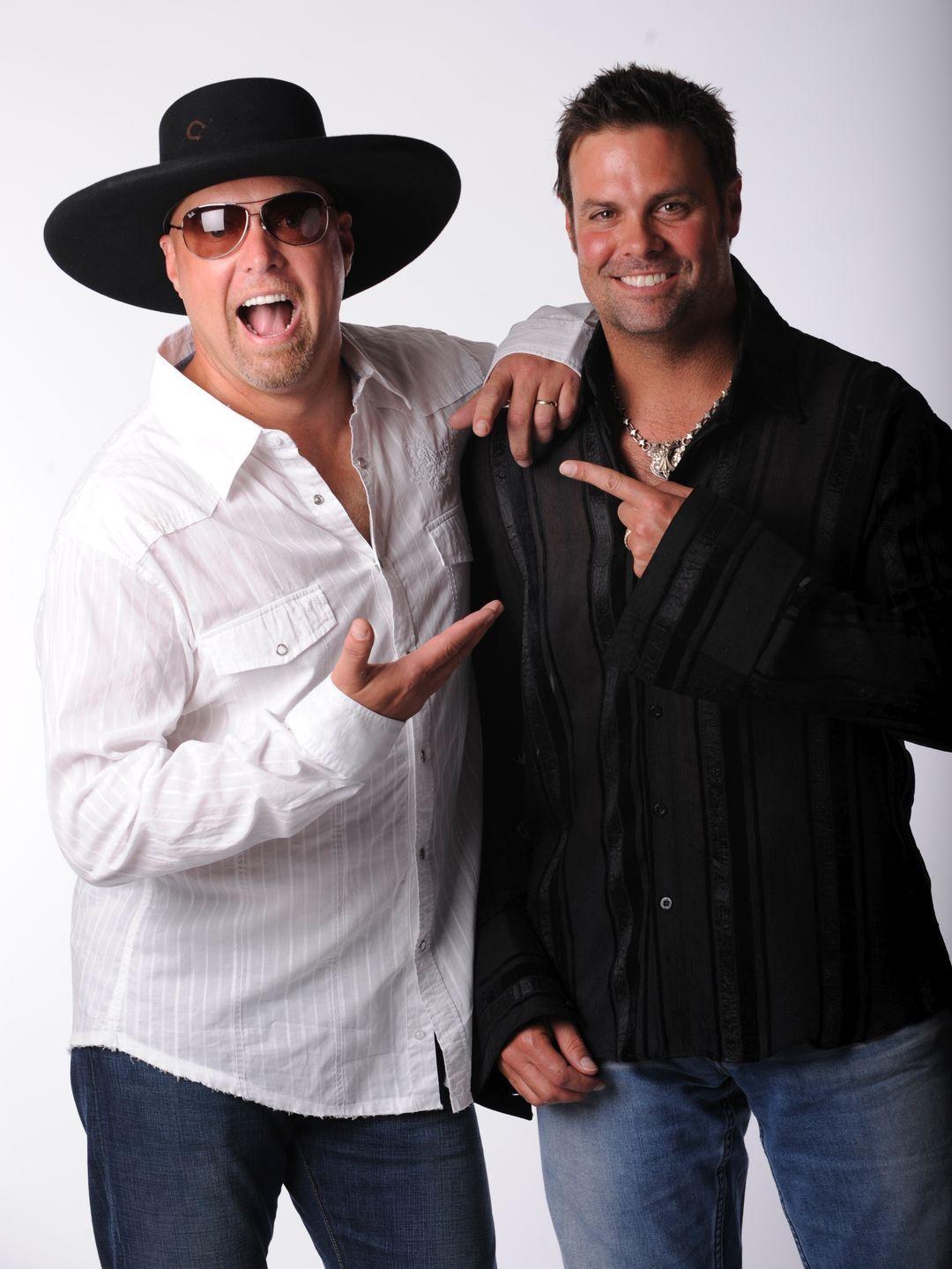 Country star Troy Gentry's career in photo