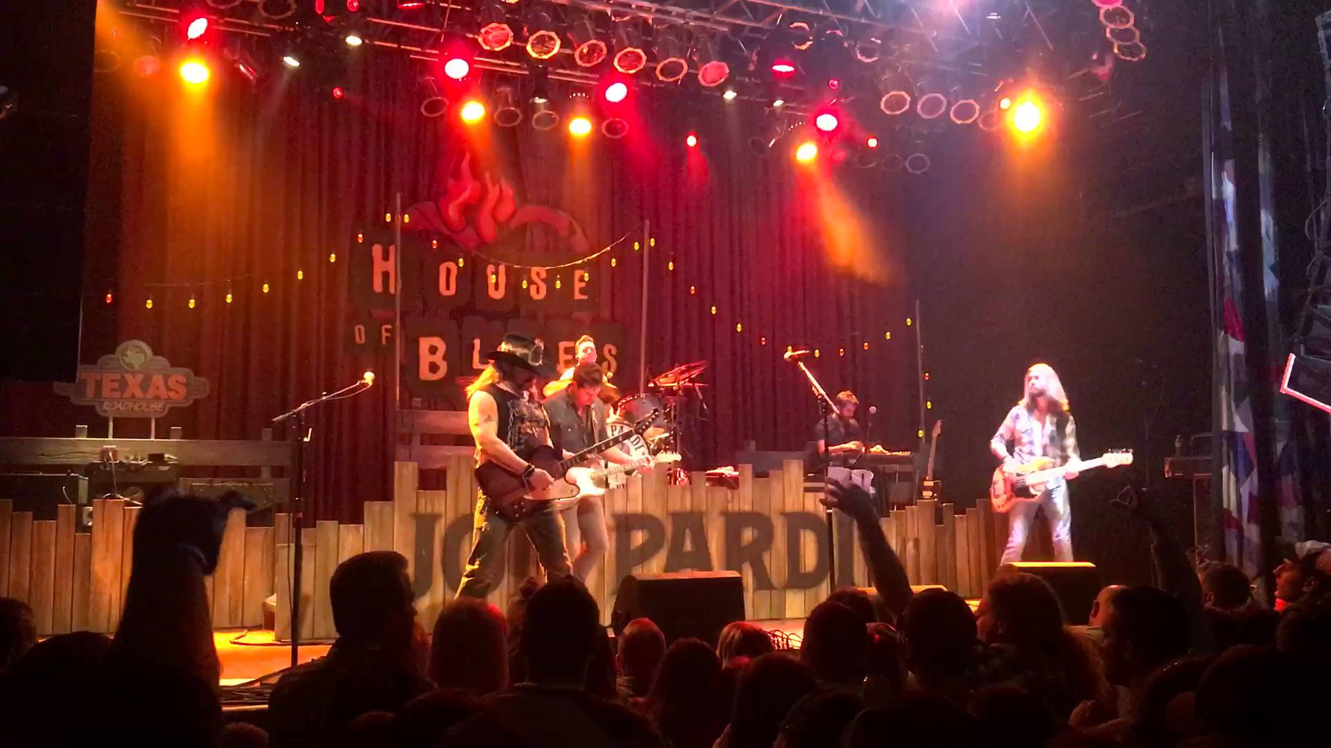 Jon Pardi & The AllNighters new song Paycheck