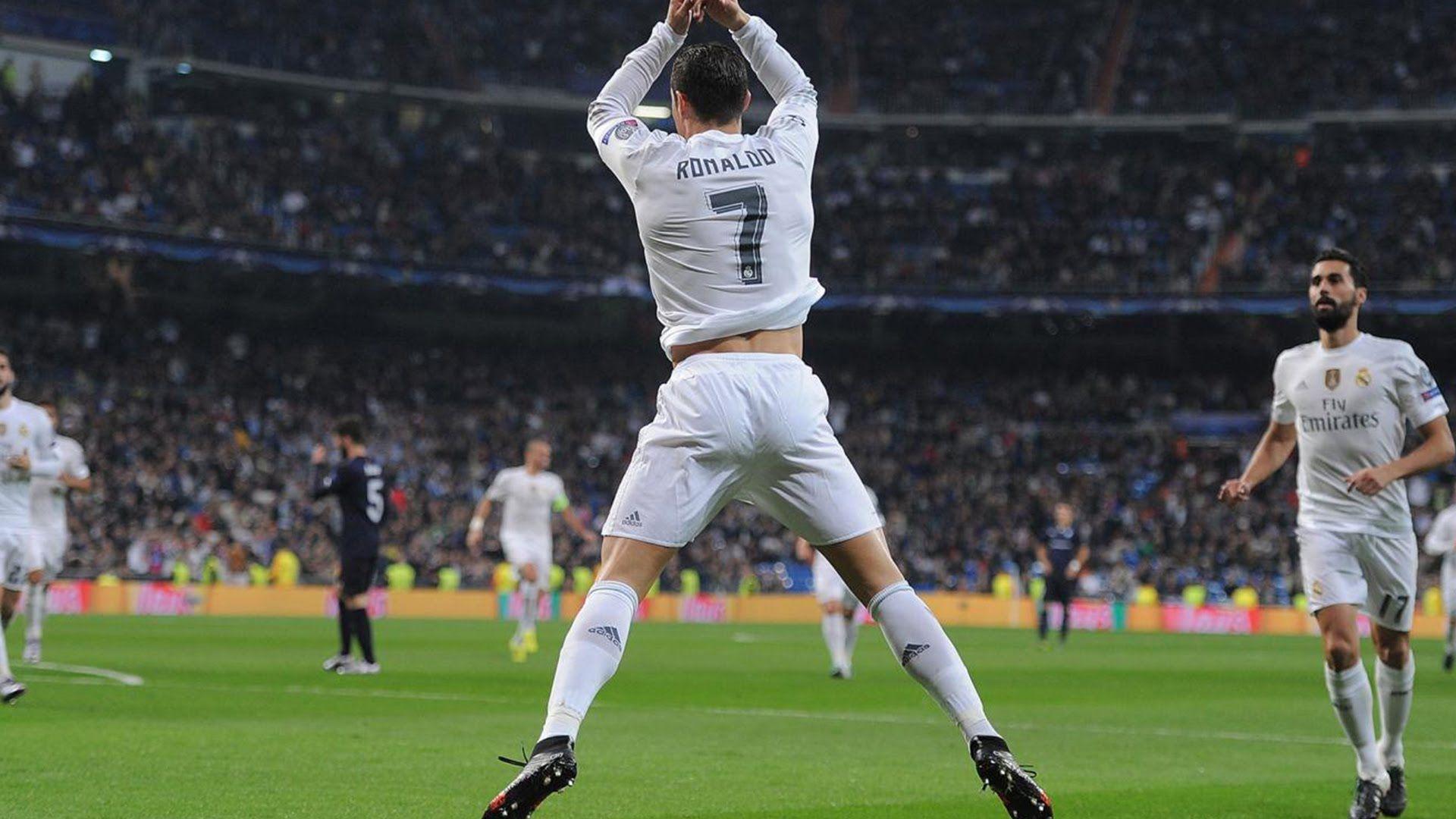 Cristiano Ronaldo funny jump. HD