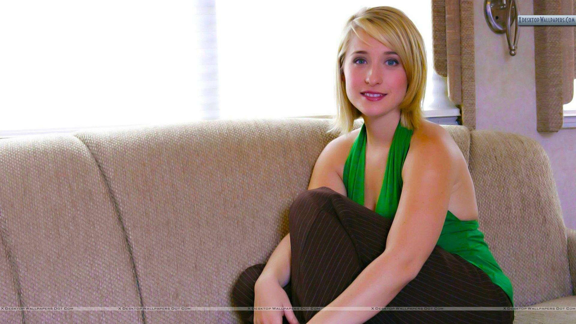 Allison Mack Wallpaper, Allison Mack Wallpaper Free Download