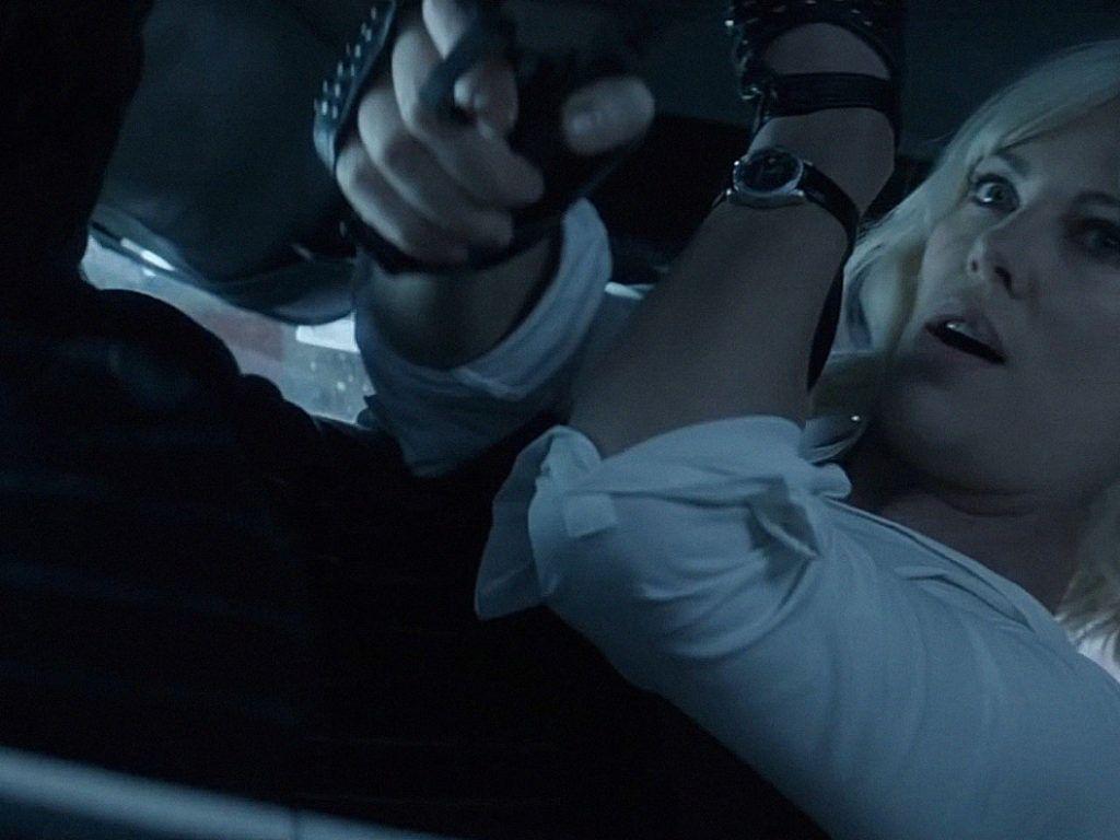 Atomic Blonde (Charlize Theron) Wallpaper 15