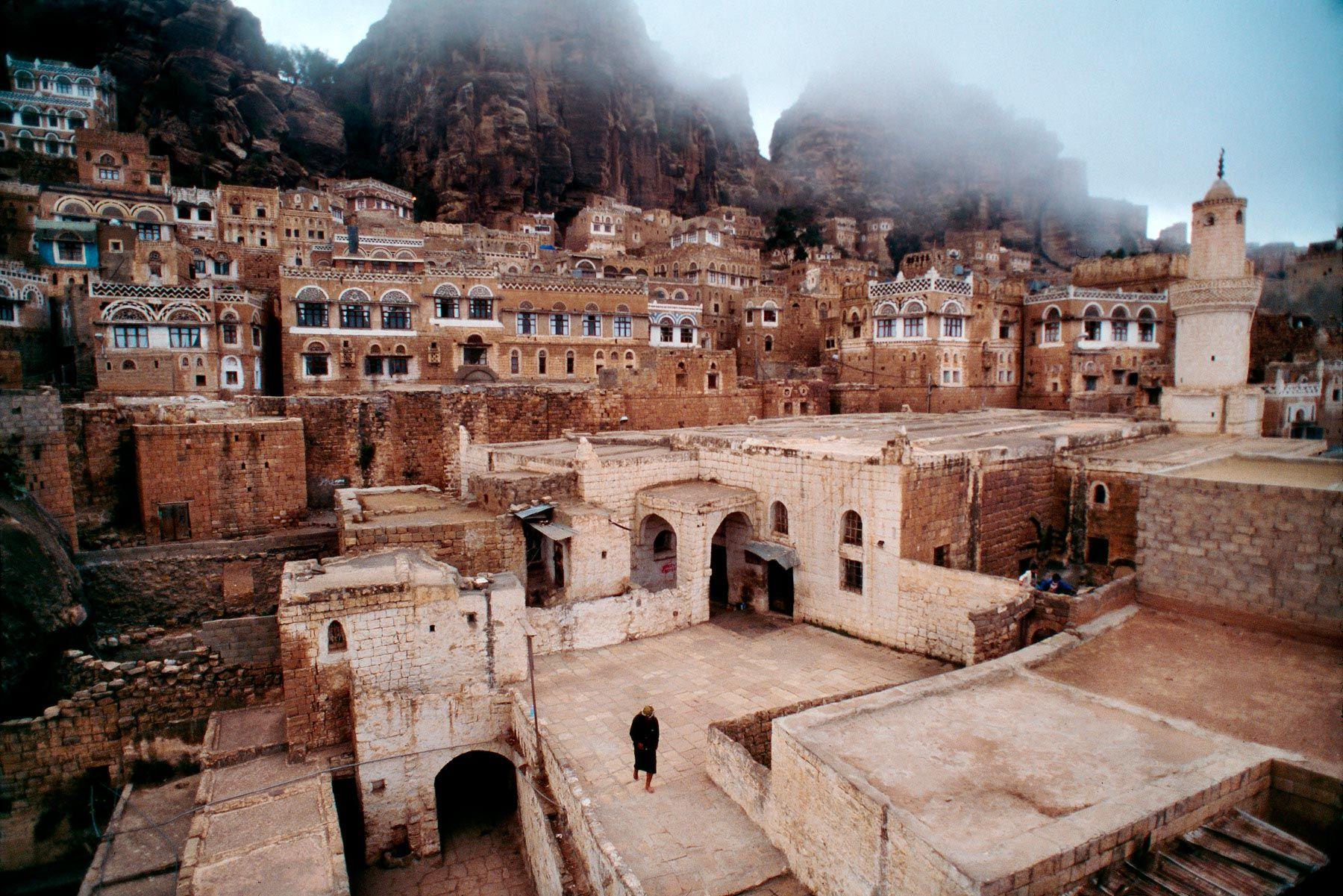 Travelling Yemen 900x603px