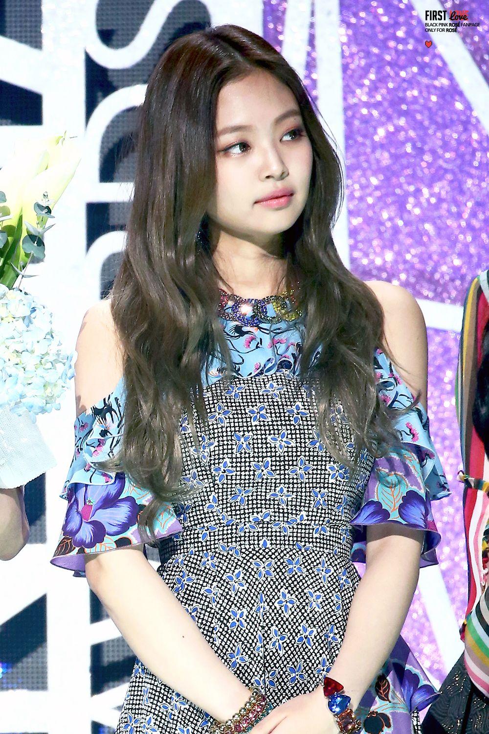 Jennie Kim Wallpaper : Jennie Kim Android/iPhone Wallpaper #129826 - Asiachan ... / If you have one of your own you'd like to share.