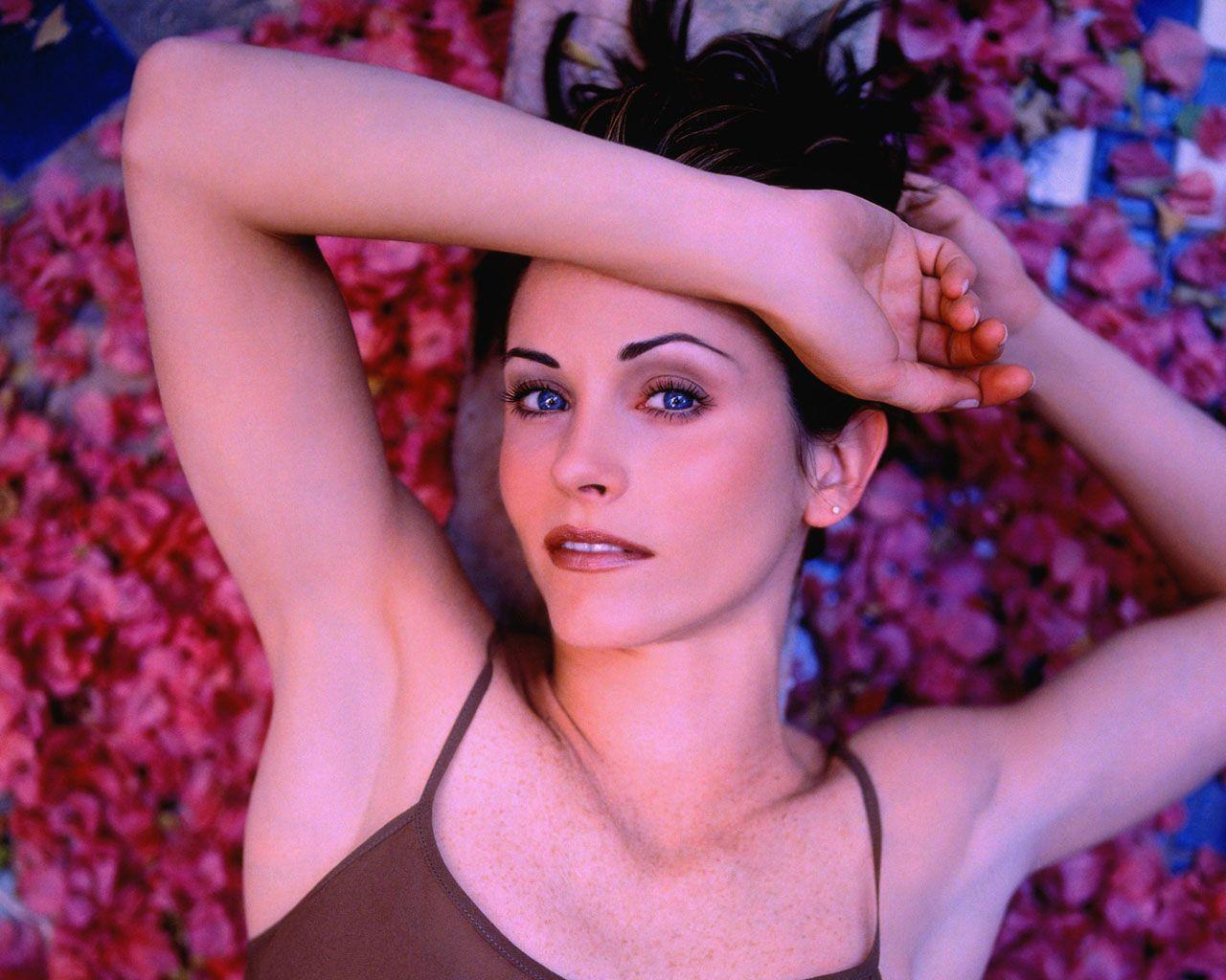 Courteney Cox Wallpaper Photo 54466 1280x1024 px