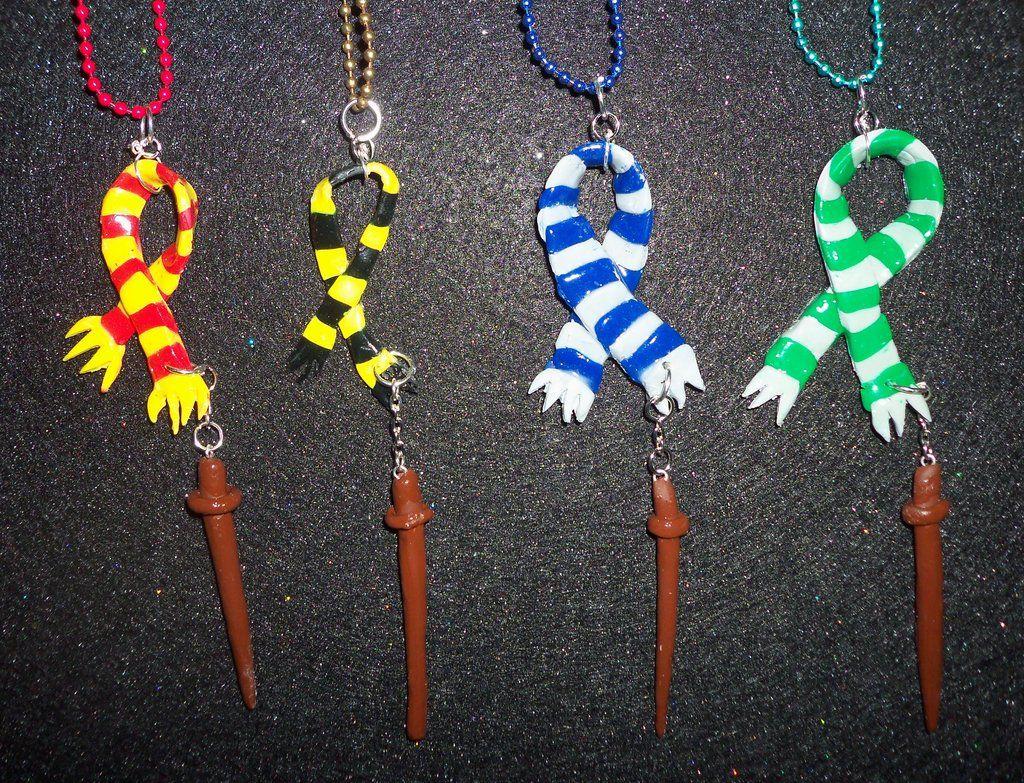 Harry Potter Hogwarts Houses Scarves with Wands
