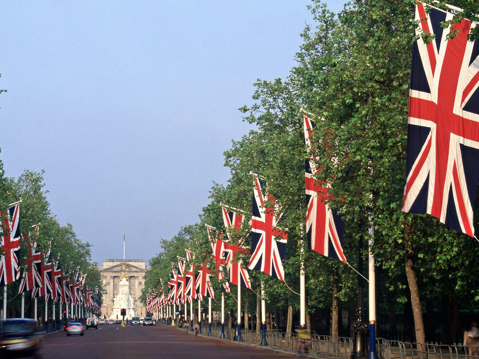 Wallpaper flag, road, england, london, the mall desktop wallpaper