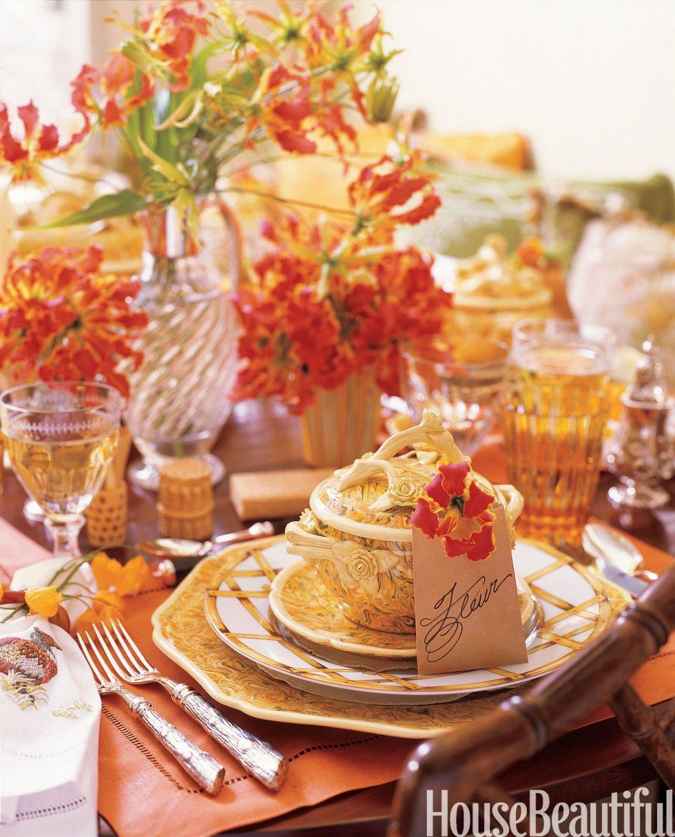 How To Decorate A Table For Thanksgiving Thanksgiving Table