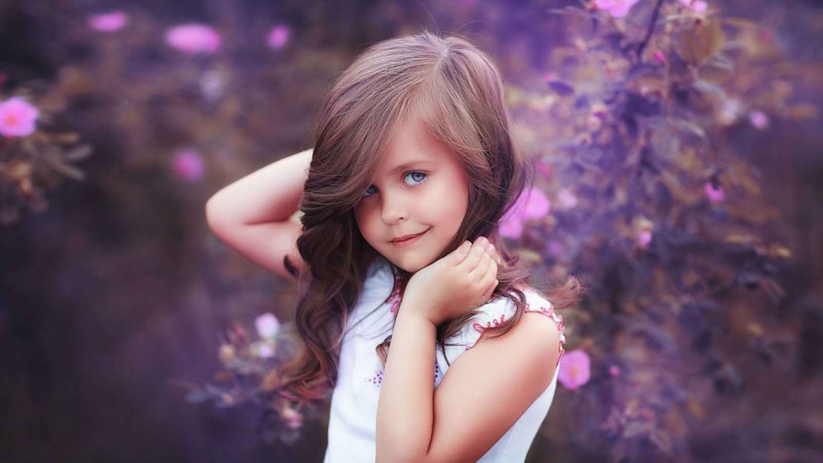 Cute Baby Girl Photoshoot Wallpapers
