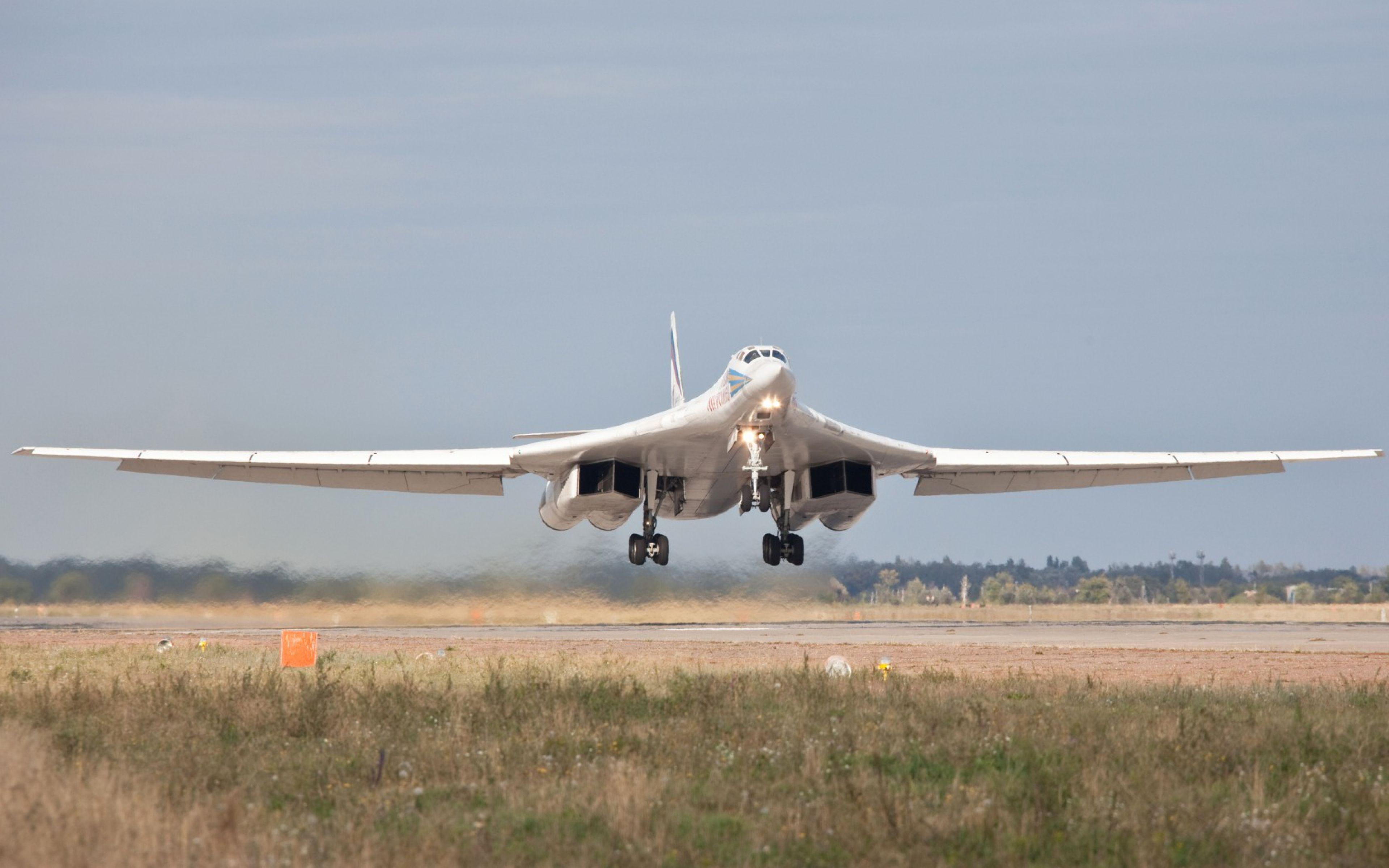 HD Background Tupolev Tu 160 Plane Takeoff Landing White Wallpaper