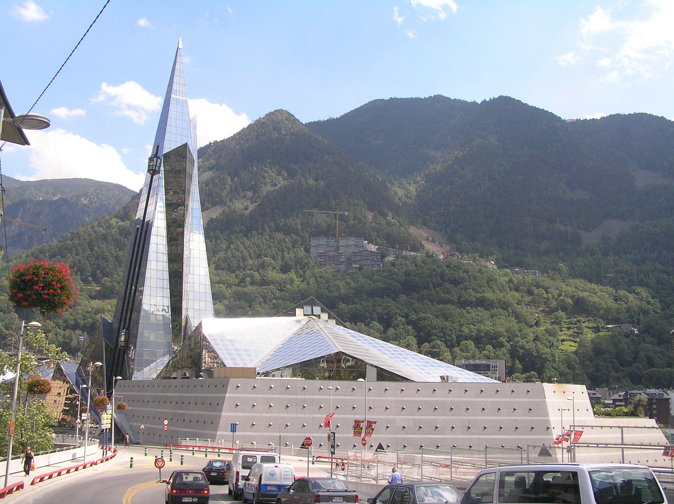 The Andorra la Vella city photo and hotels