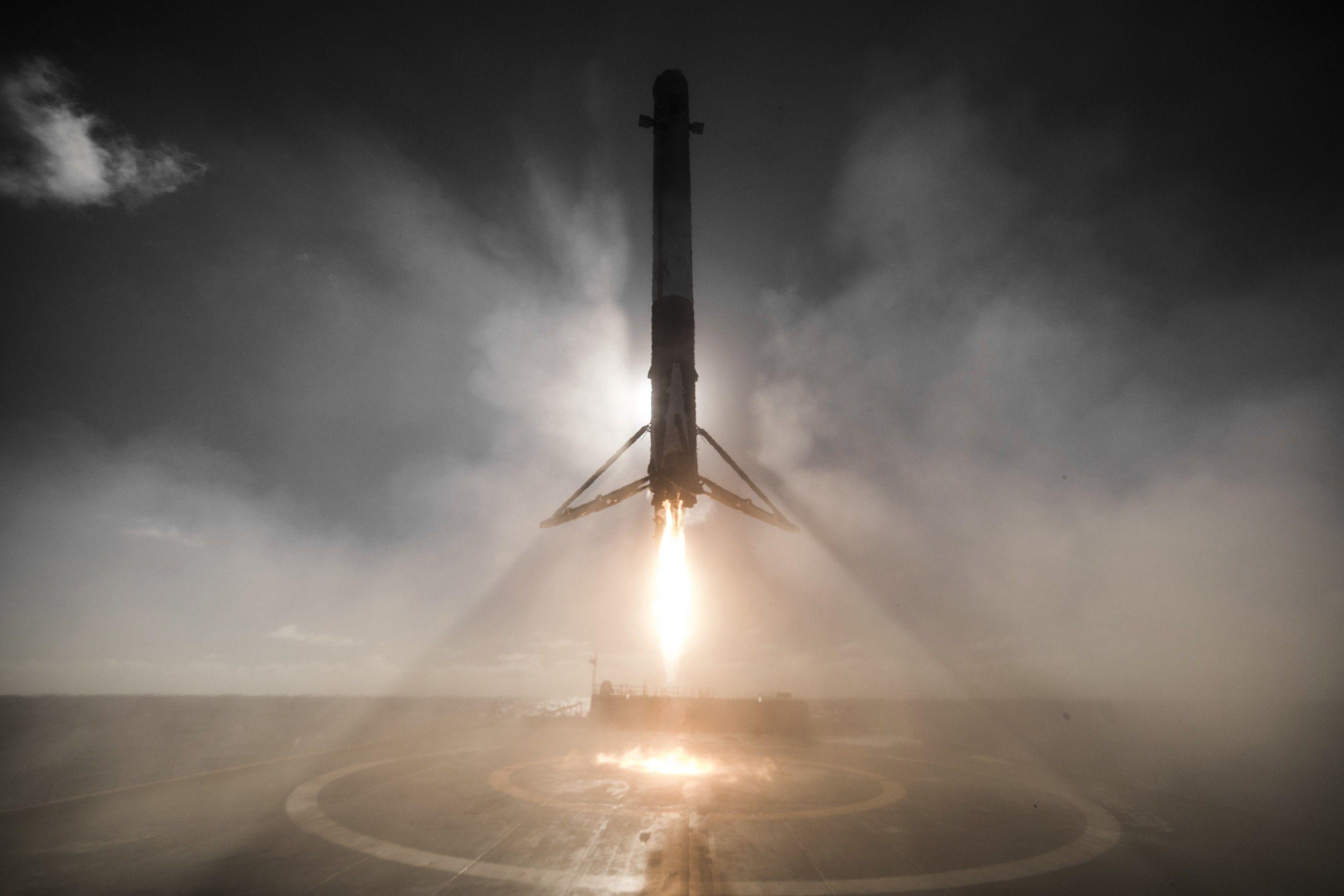 Iridium 1 Landing, SpaceX, Rocket, Landing Wallpaper HD / Desktop