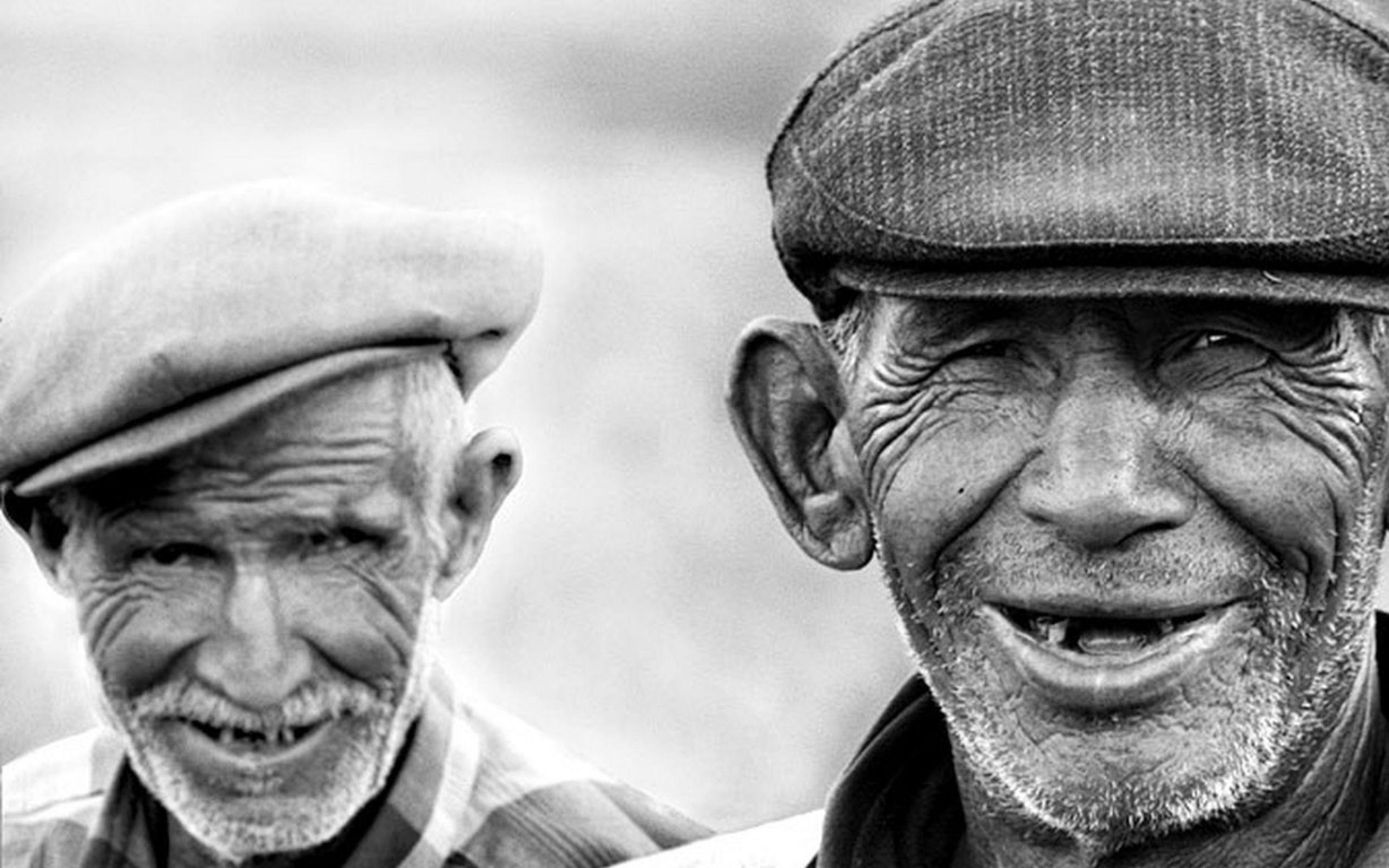 Download Wallpaper, Download 2560x1600 black and white old people