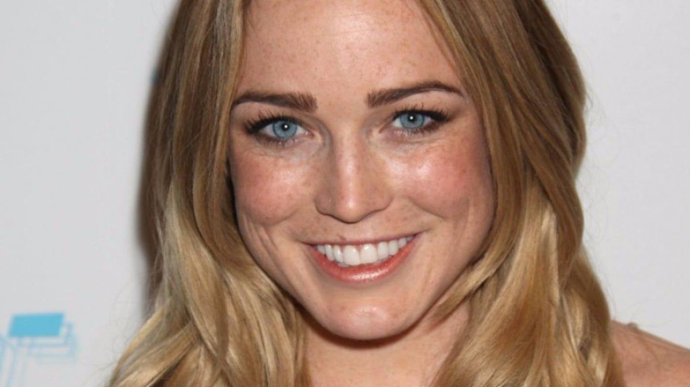 Caity Lotz Height, Weight, Age, Biography, Wiki, Family, Net Worth