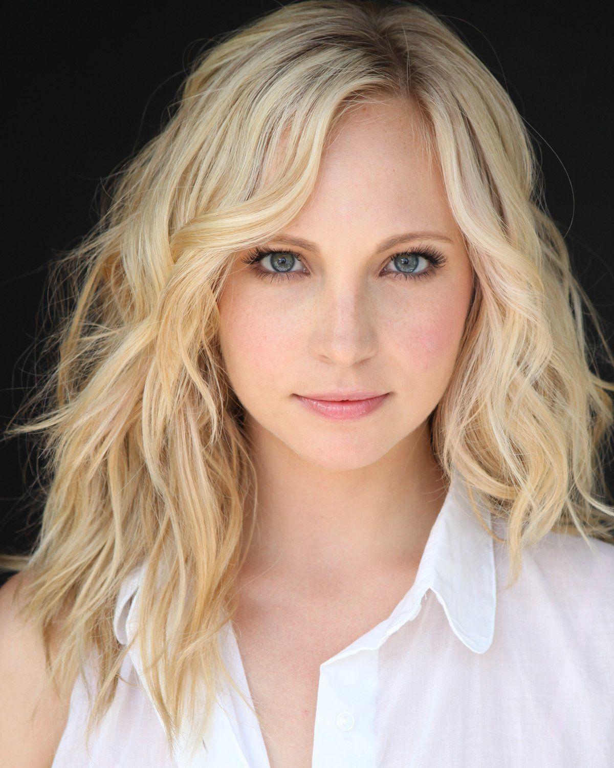 Candice Accola Wallpaper