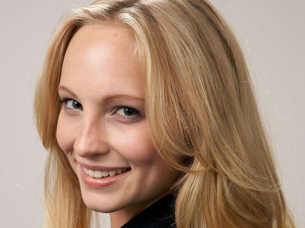 Candice Accola Picture wallpaperx768