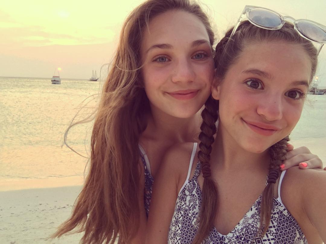 Maddie and Mackenzie Ziegler