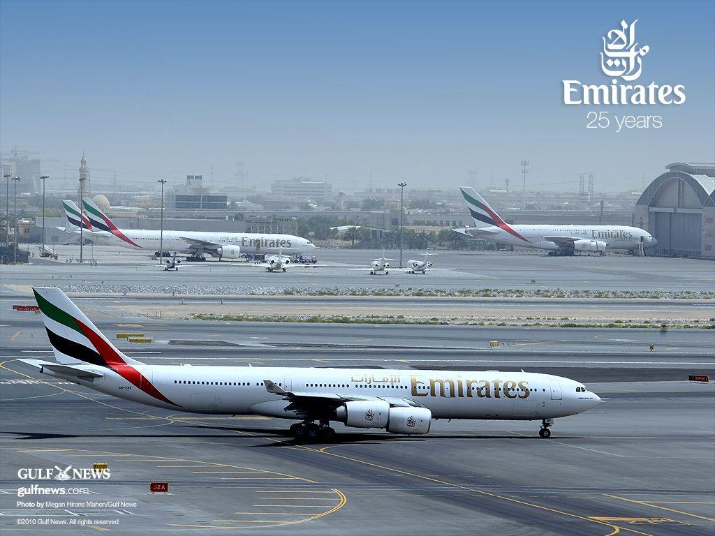 Download commemorative Emirates desktop wallpaper