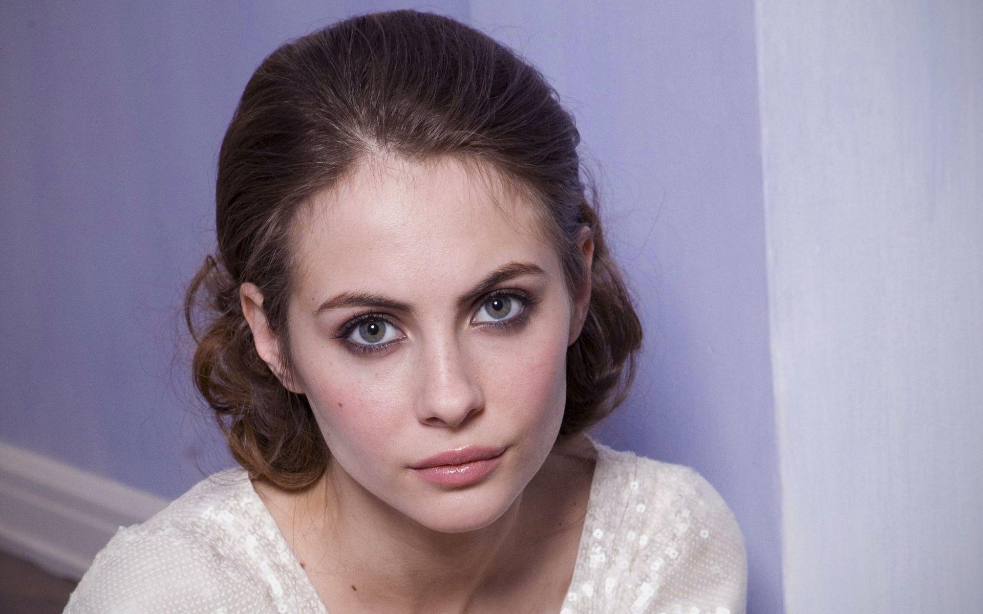 Willa Holland Wallpapers - Wallpaper Cave