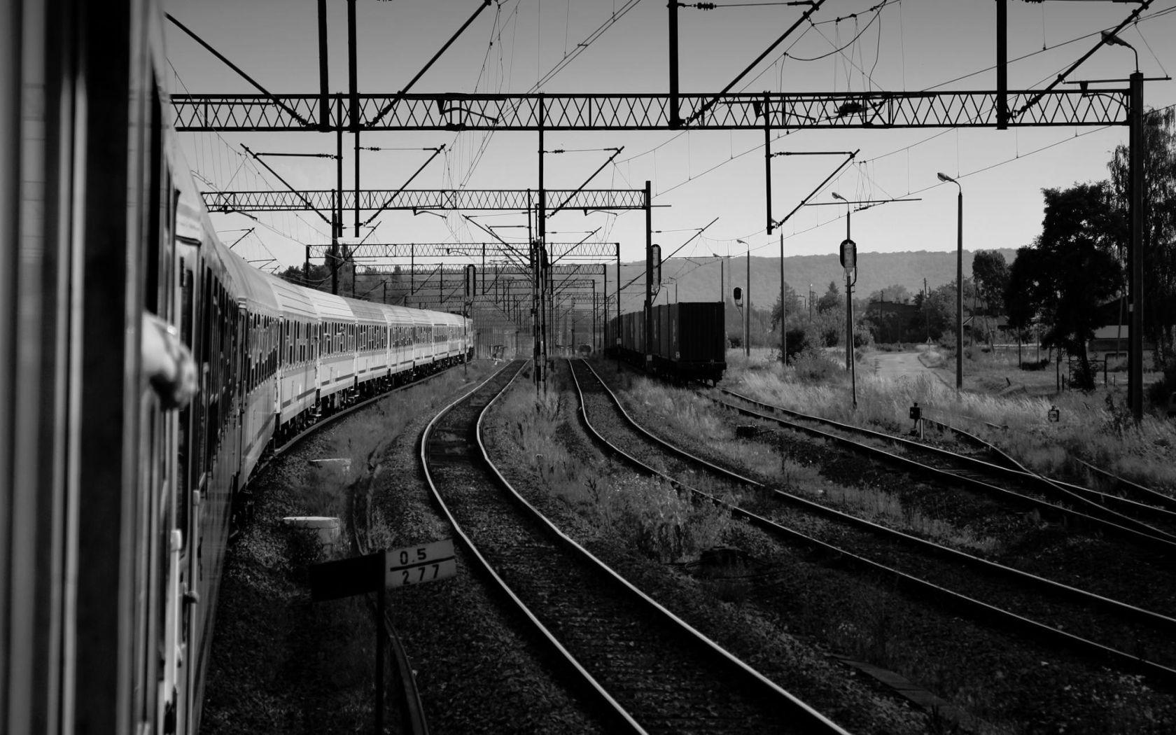 Railway Tracks Wallpaperx1050