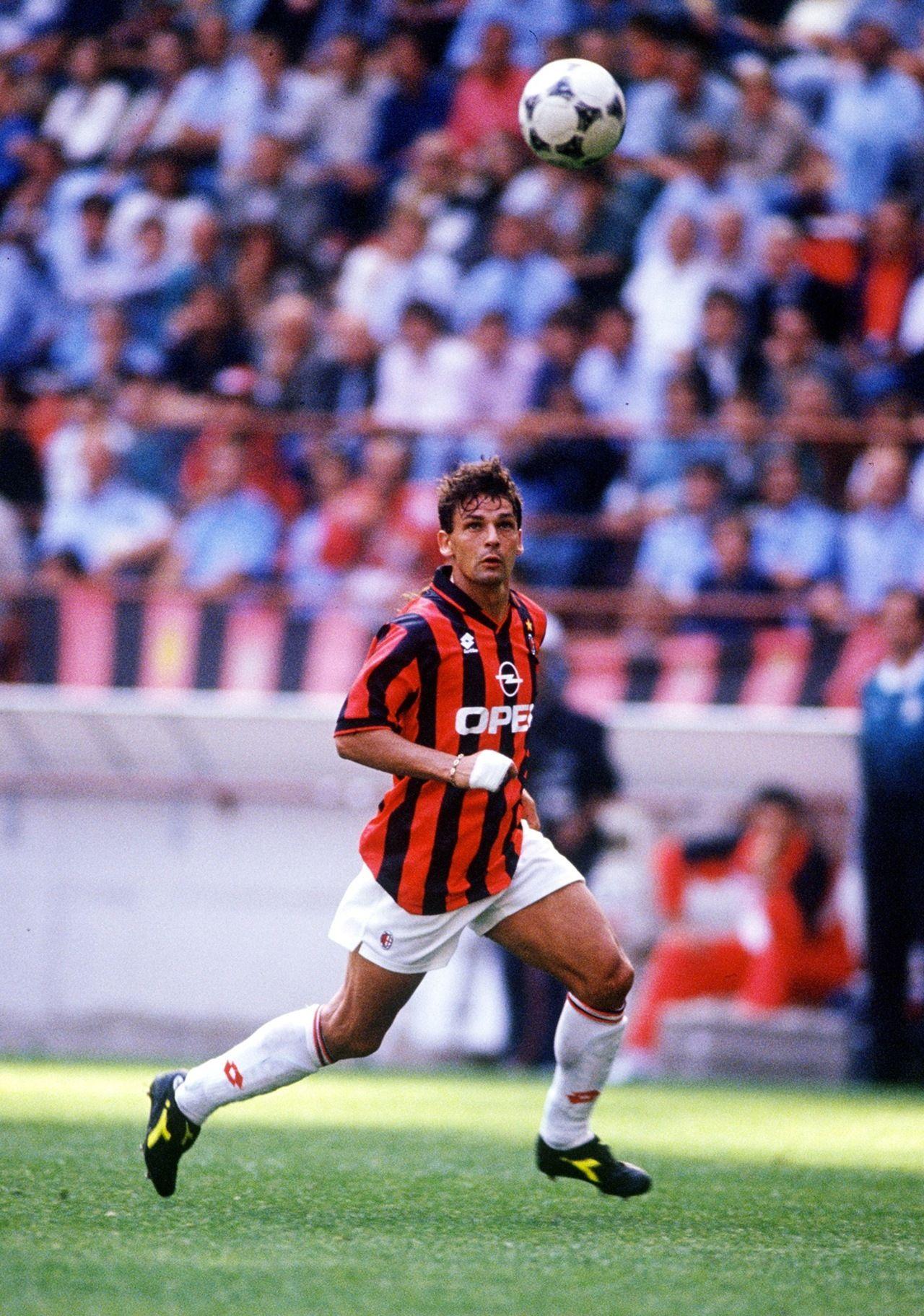 Roberto Baggio. Football. Roberto baggio, Ac milan