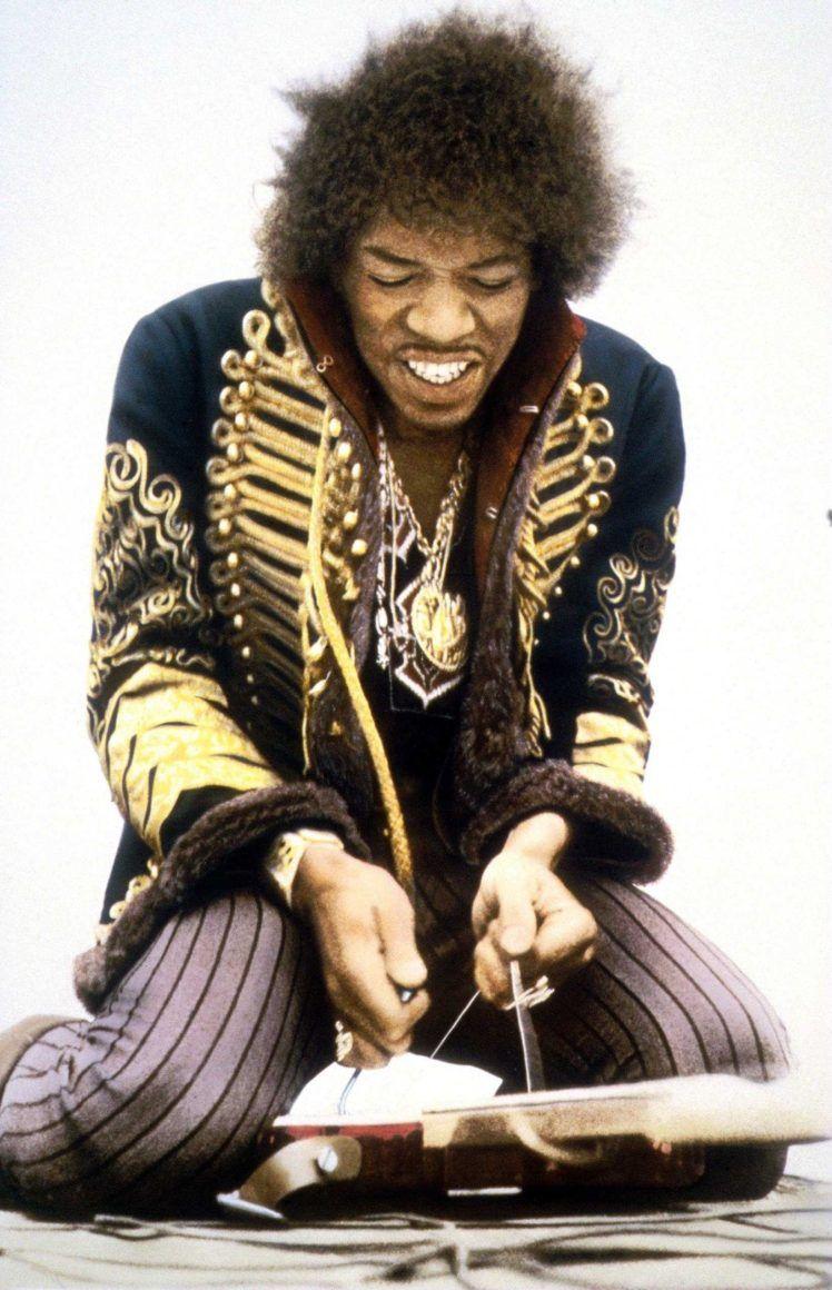Jimi Hendrix HD Wallpaper / Desktop and Mobile Image & Photo