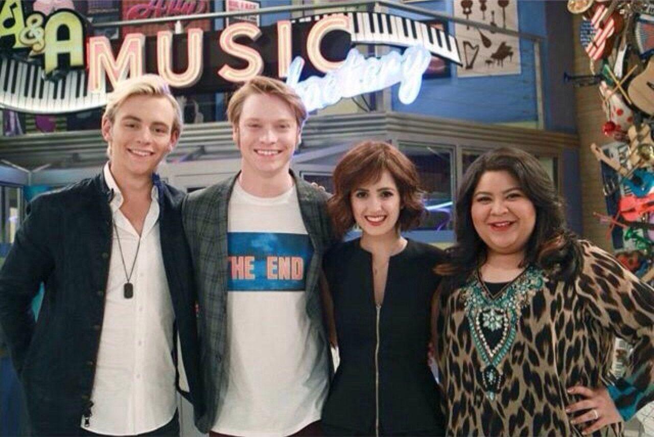 Austin and ally trish dating dez