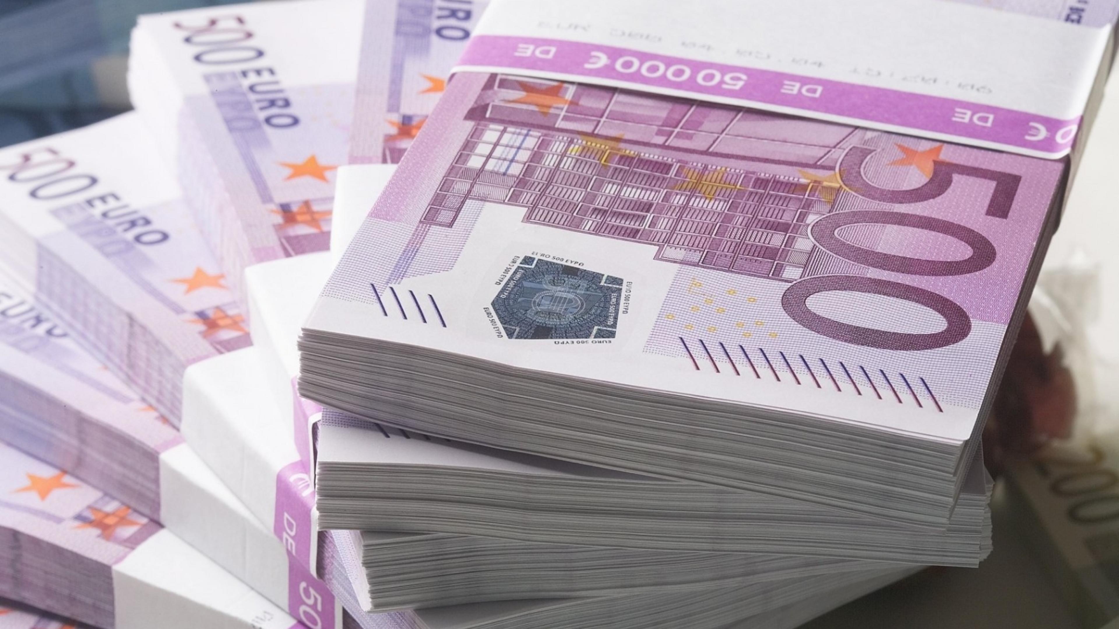 money euro currency banknote ultra HD wallpaper desktop wallpaper