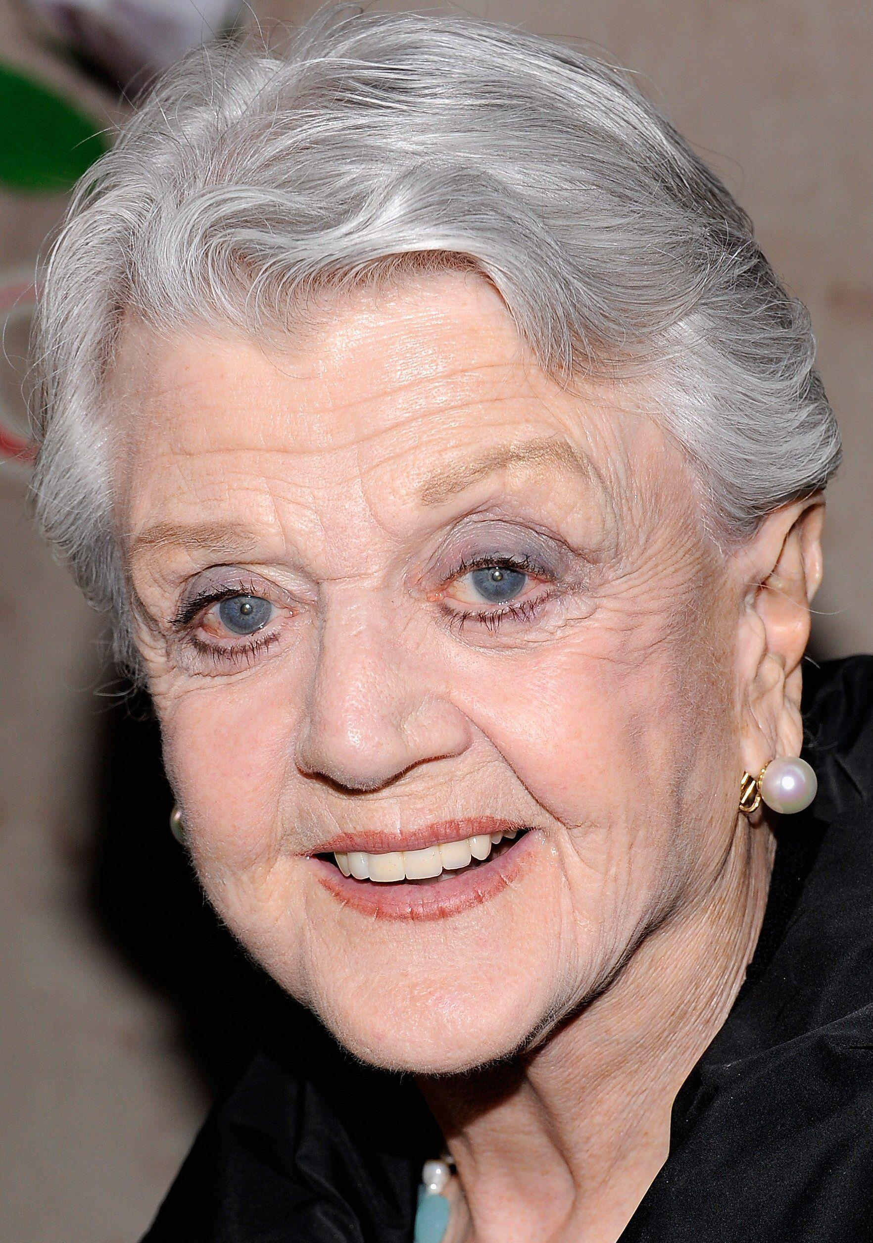 b>Angela Lansbury</b> To Topline 'Blithe Spirit' On London Stage