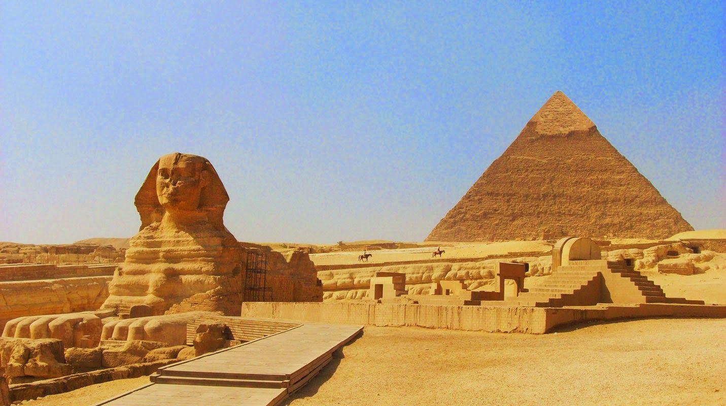 Seven Wonder Of the World: The Great Pyramid of Giza