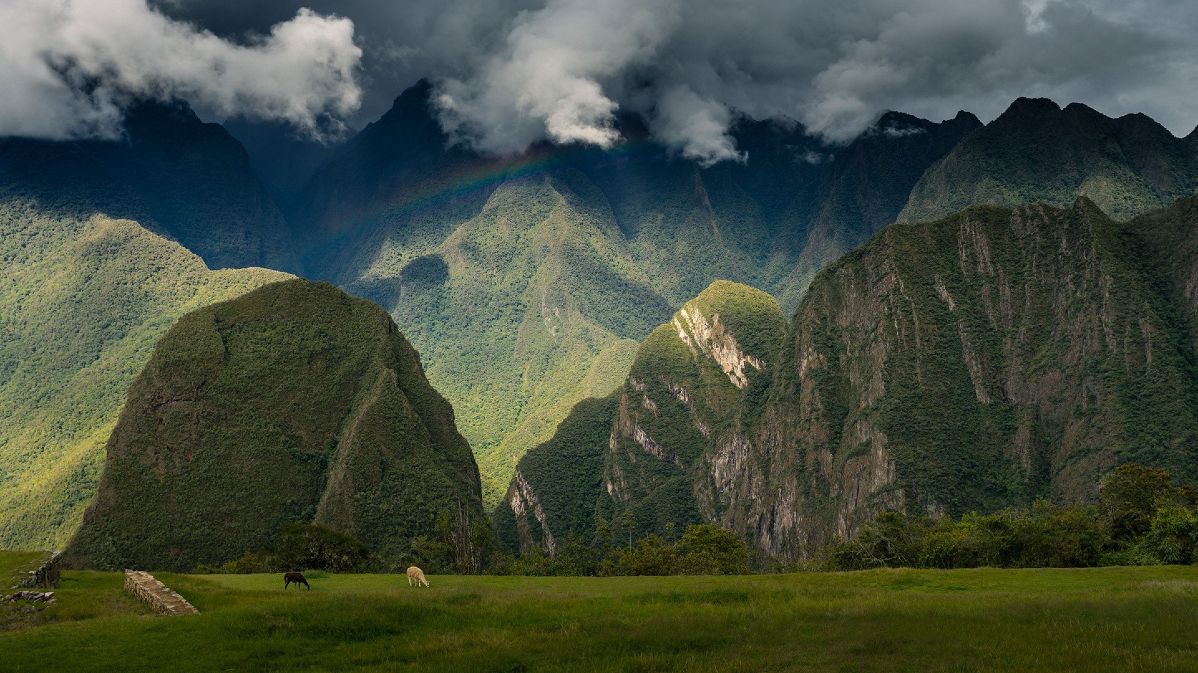 Download Wallpaper 3840x2160 Machu picchu, Andes, Peru, Mountains