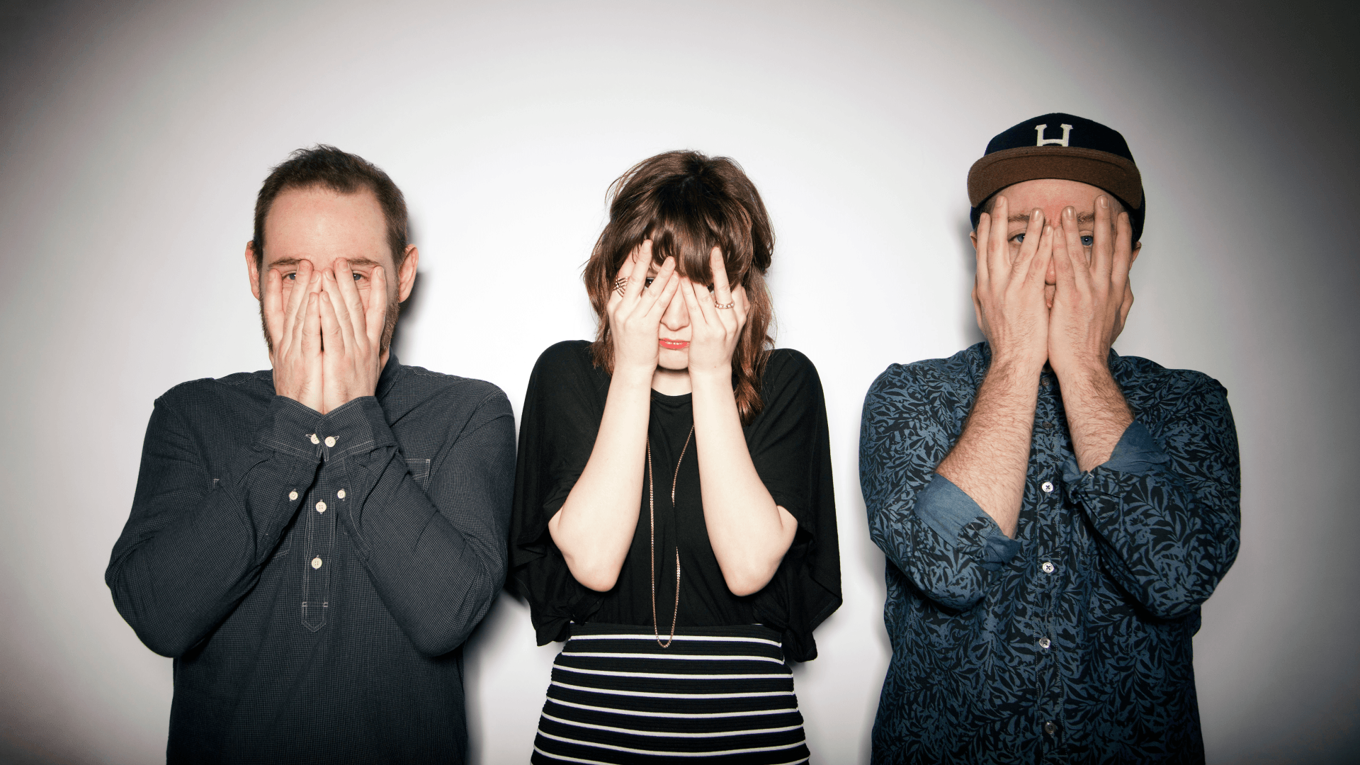 Chvrches Full HD Wallpaper and Backgroundx1080
