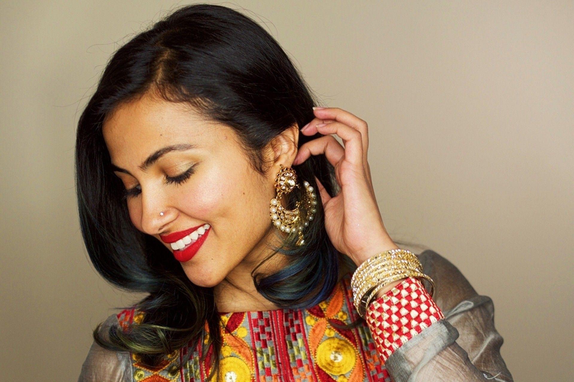 Vidya Vox Wallpaper HD Background, Image, Pics, Photo Free