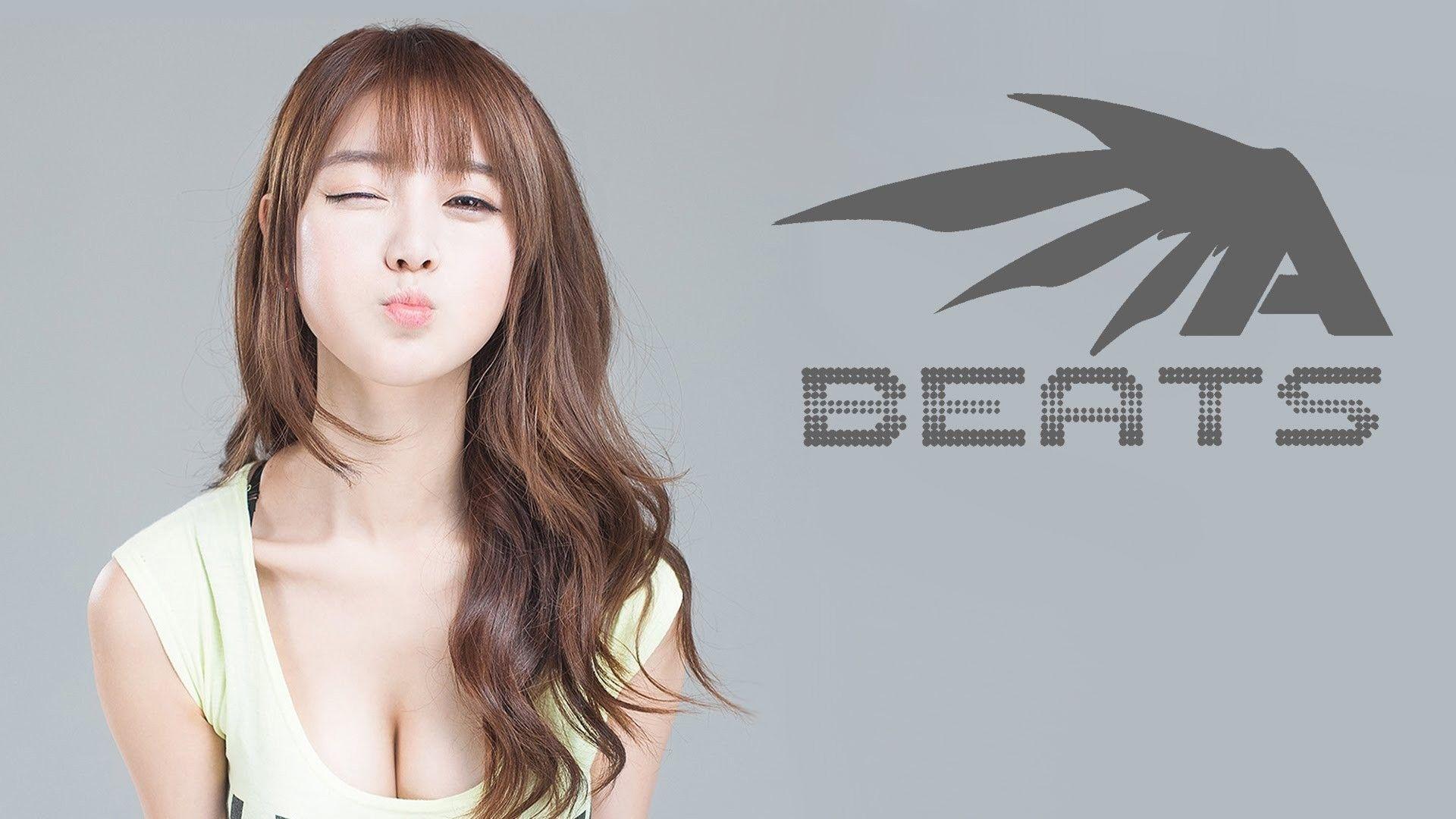 Choi Seul GI, girl, Asian, winking, model, brunette