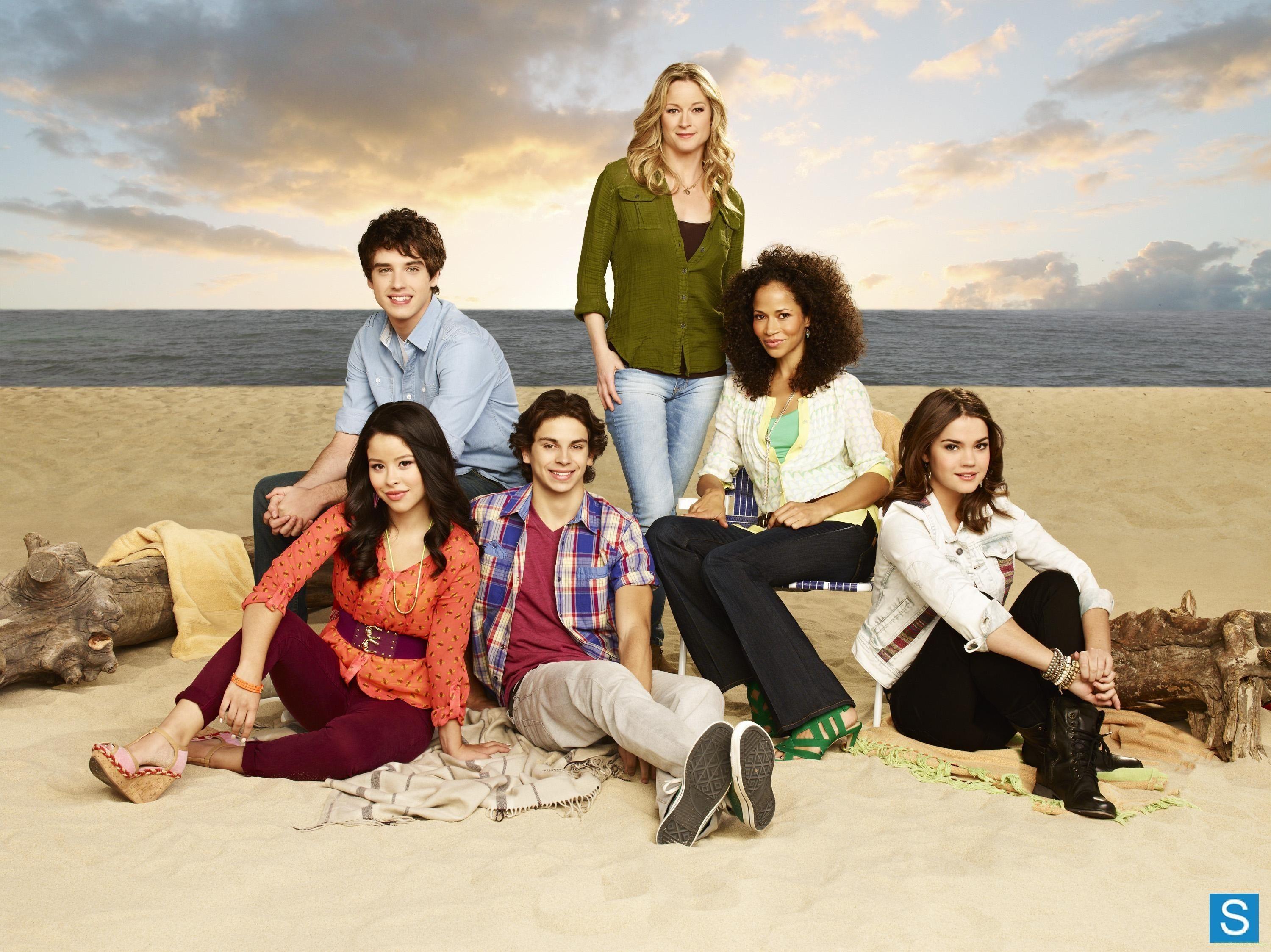 Maia Mitchell and David Lambert Fosters Wallpaper 3000x2248