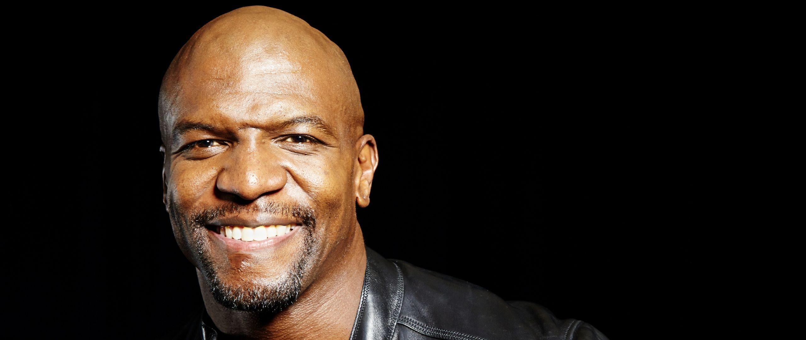 Download Wallpaper 2560x1080 Terry crews, Actor, Smile, Leather