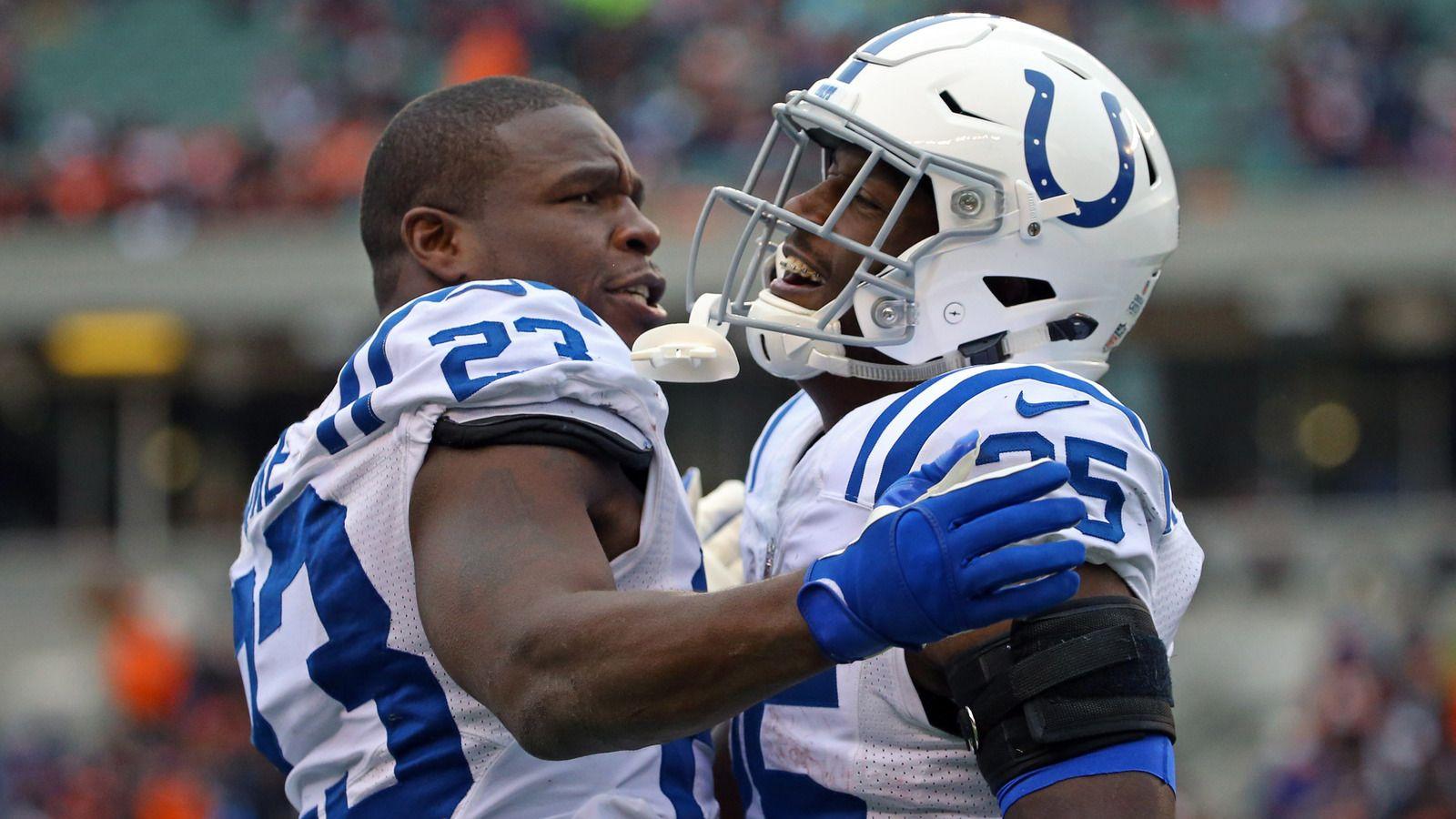 Report: Eagles talked to Colts about Frank Gore before acquiring