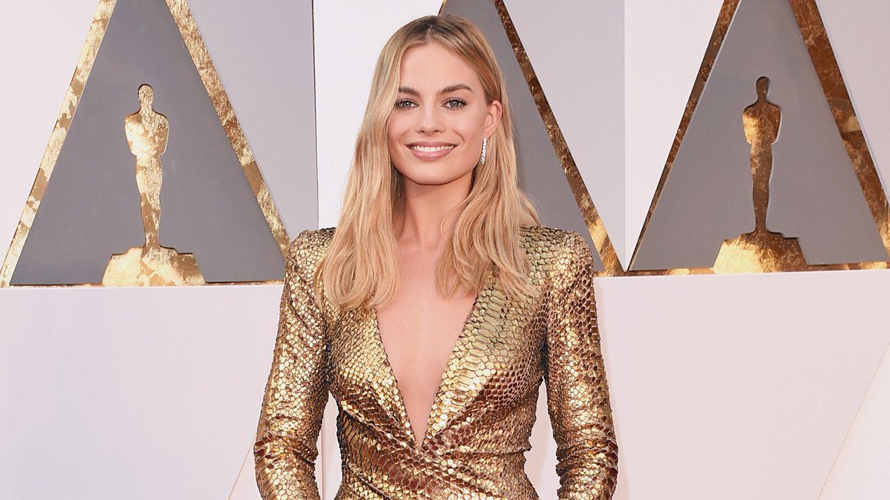 Margot Robbie Takes to the Ice as She Continues to Channel Tonya