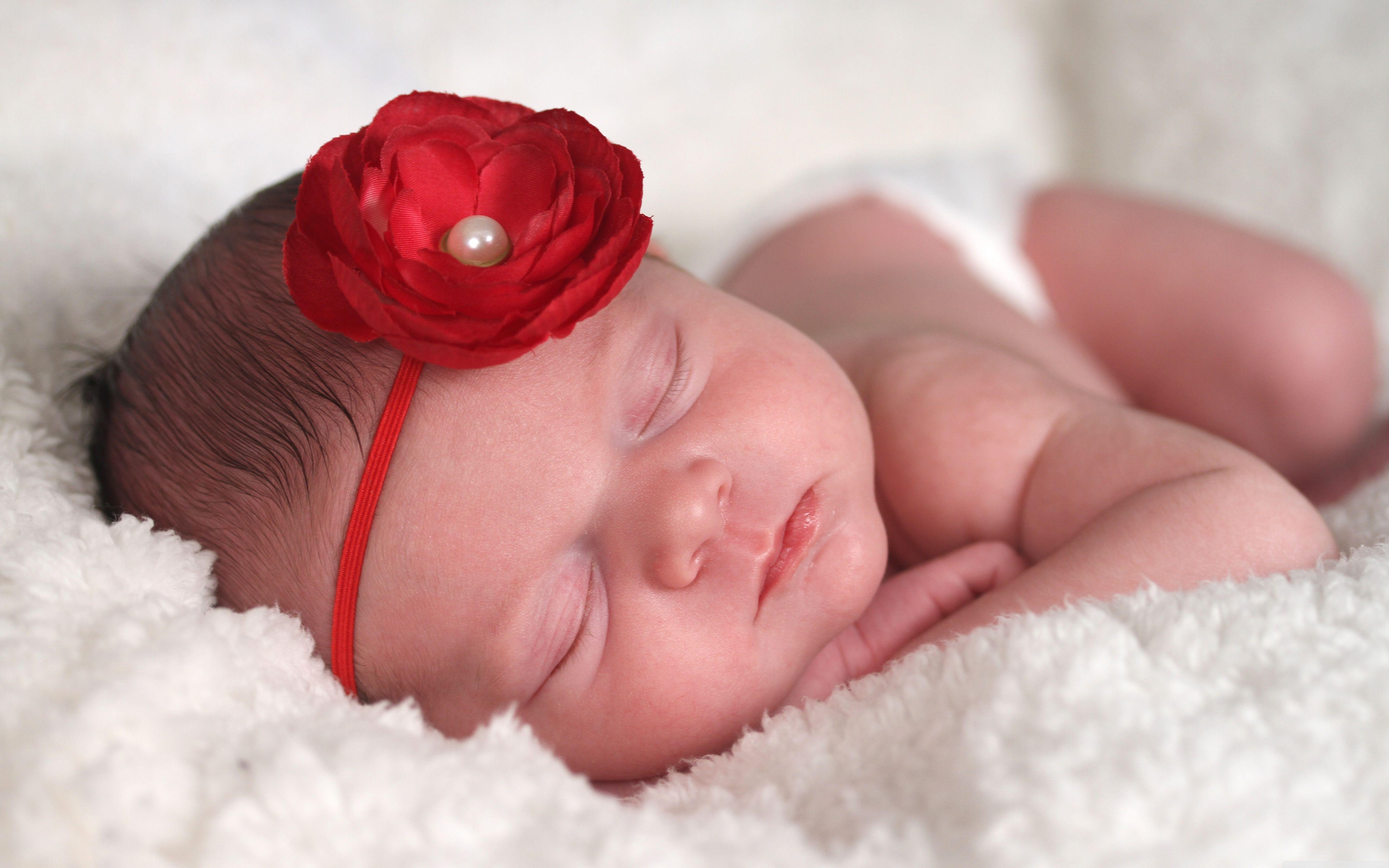 Newborn Baby Sleeping Ultra HD Desktop Background Wallpaper for 4K