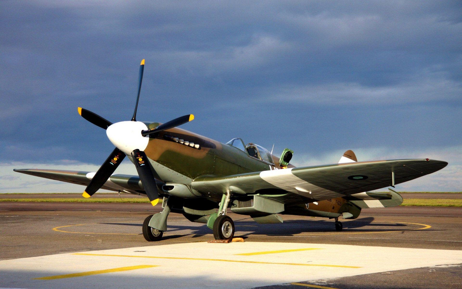 Supermarine Spitfire Full HD Wallpaper and Backgroundx1200