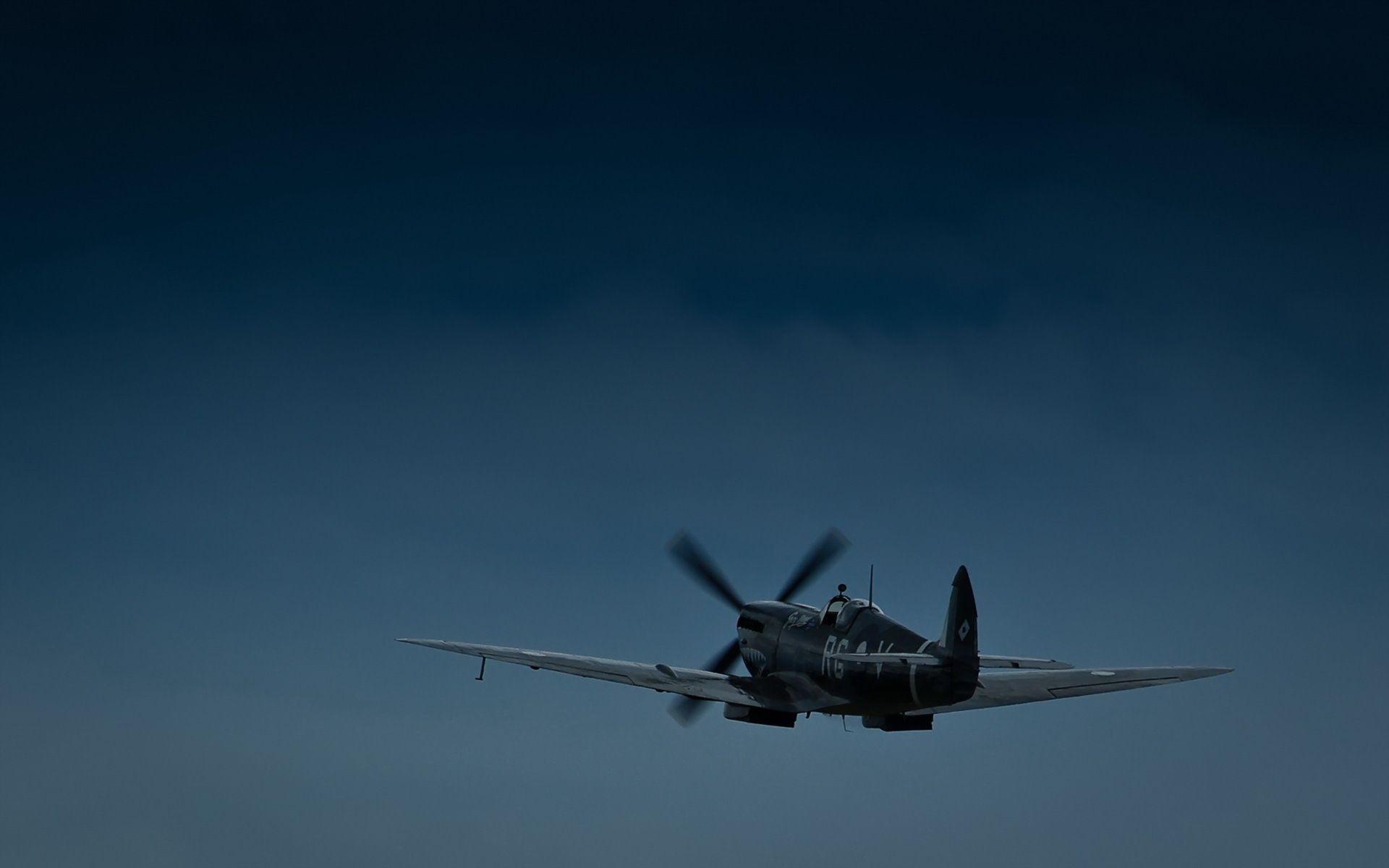 entries in Supermarine Spitfire Wallpaper group