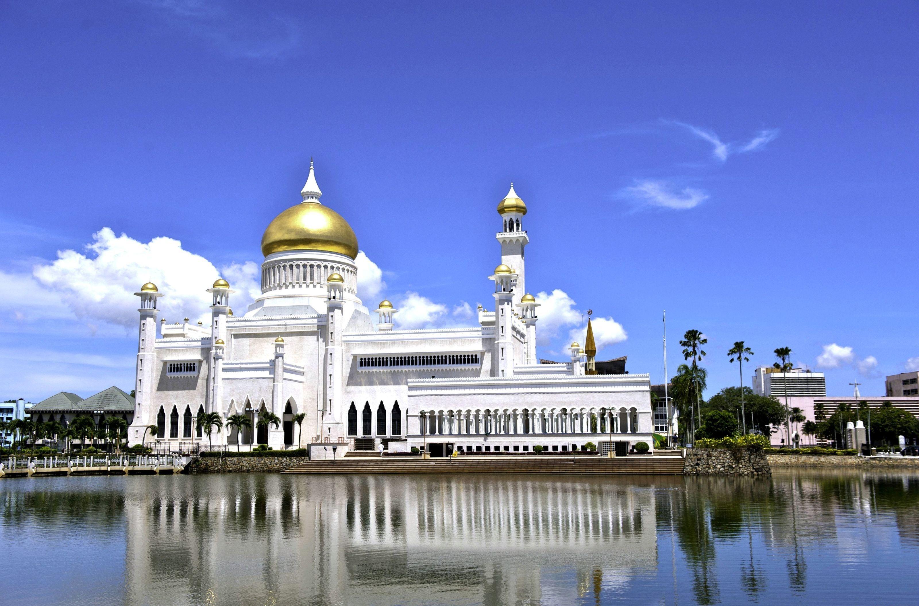 Omar Ali Saifuddin Mosque, Brunei Full HD Wallpaper and Background