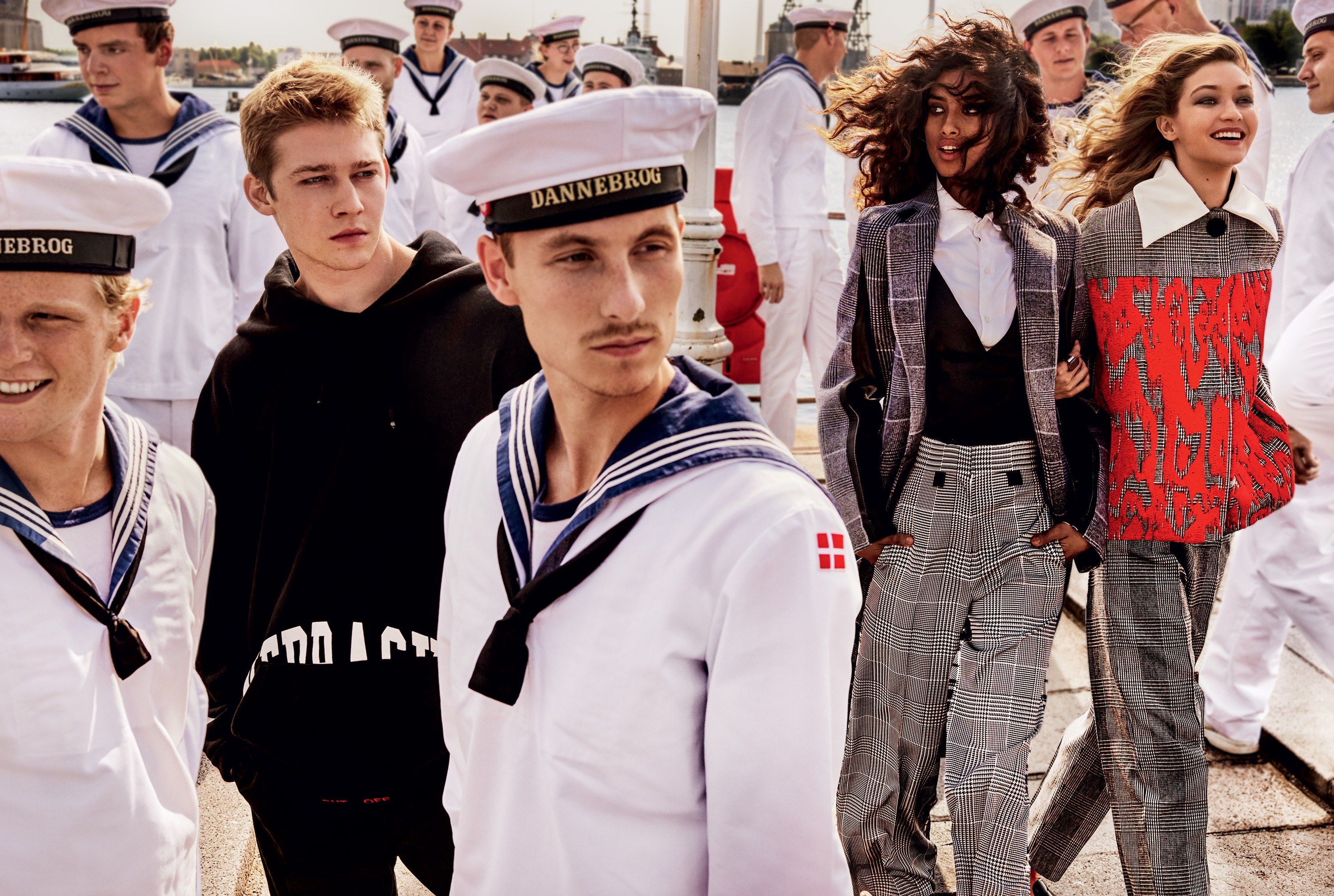 Joe Alwyn. U.S. News in Photo