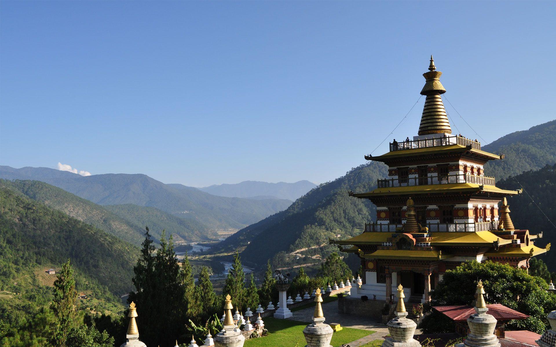 Bhutan Reindeer Tours & Treks