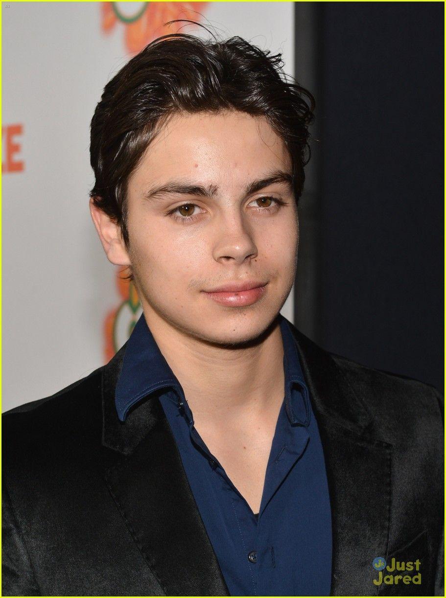 Jake T. Austin: 'Fun Size' Stud. Photo 505942 Gallery