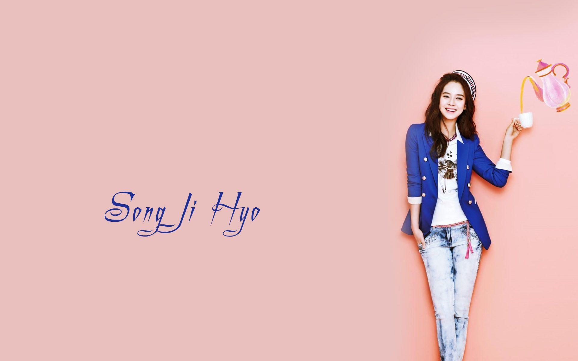 Song Ji Hyo South Korean Actress wallpaper