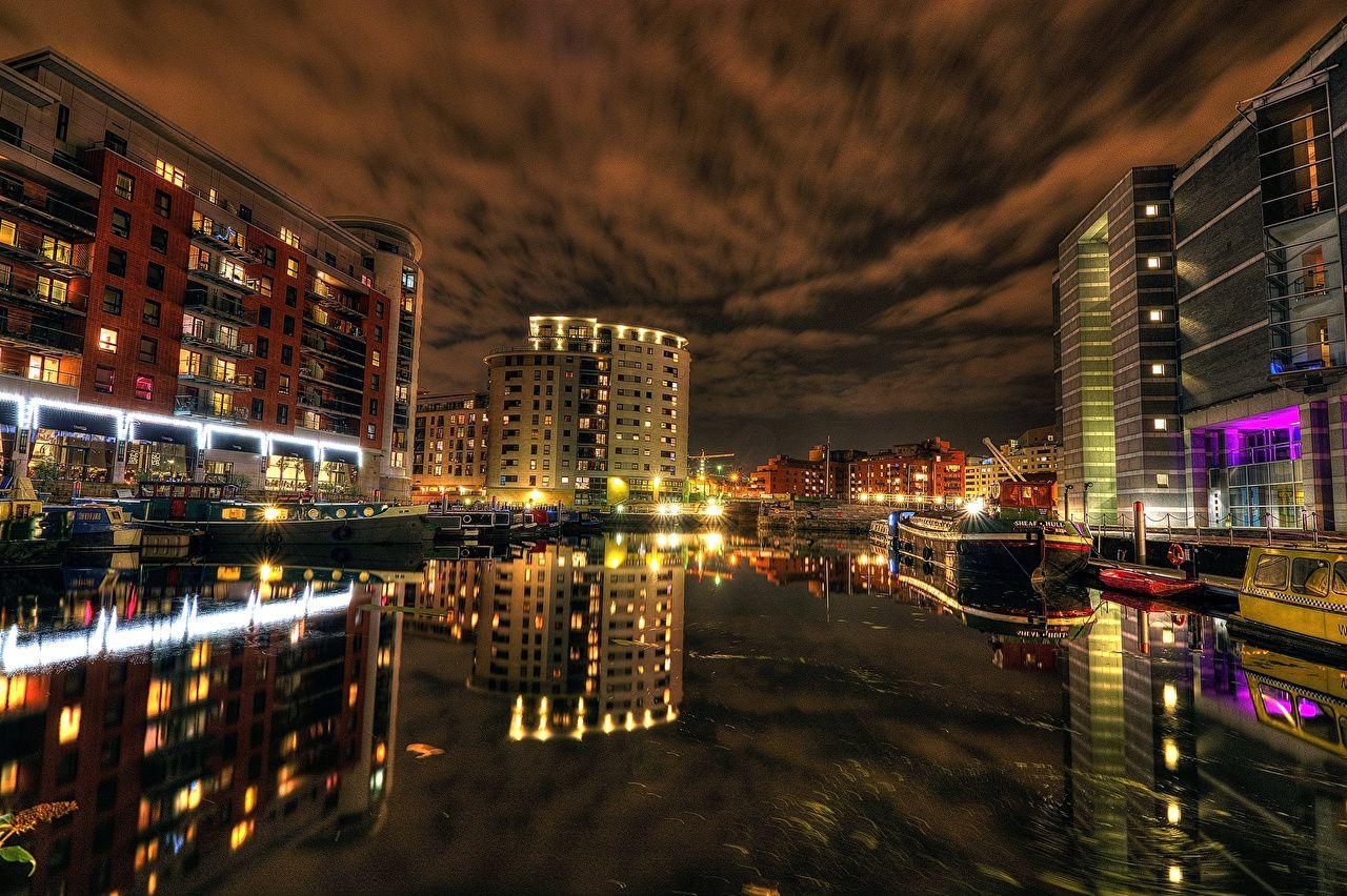 Image United Kingdom Leeds Night Berth Rivers Street lights Cities