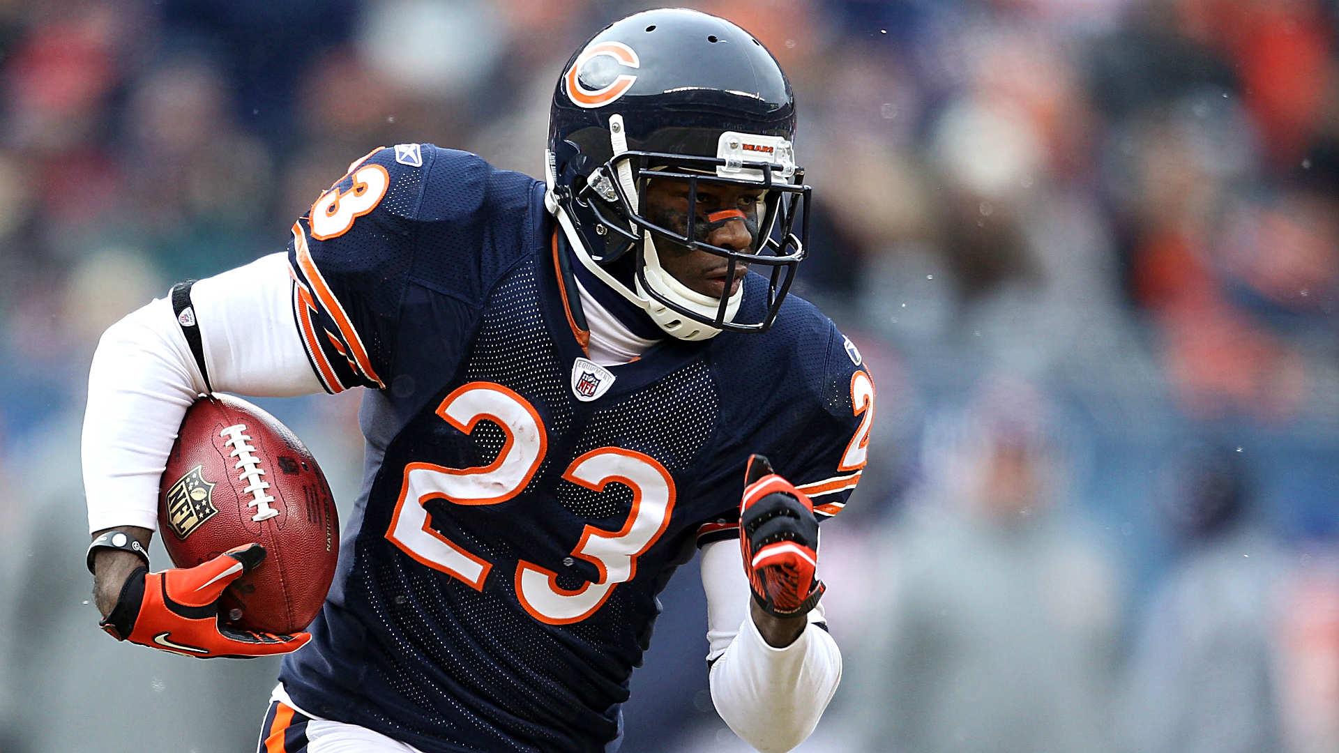 Seahawks add return specialist Devin Hester to playoff roster